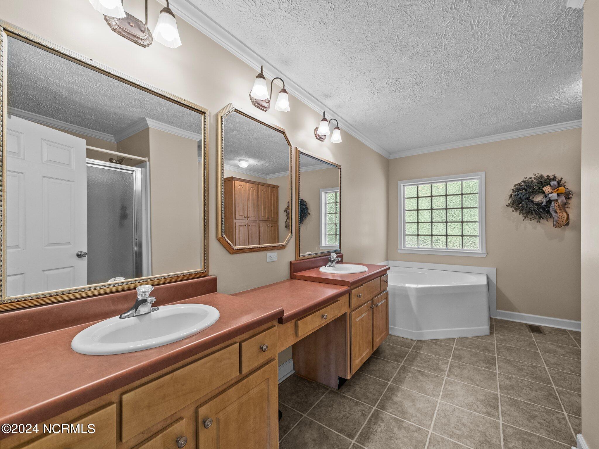 340 Batchelor Bay Road