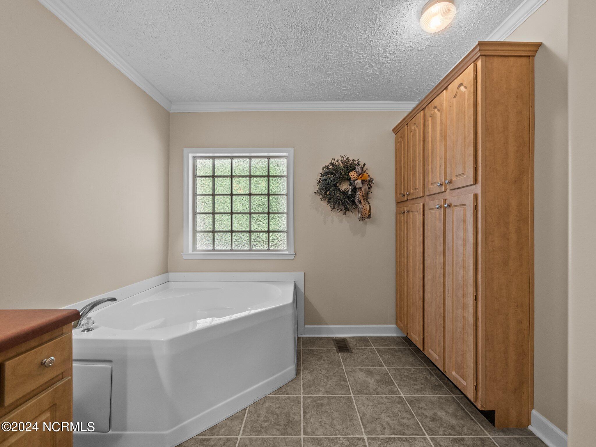 340 Batchelor Bay Road