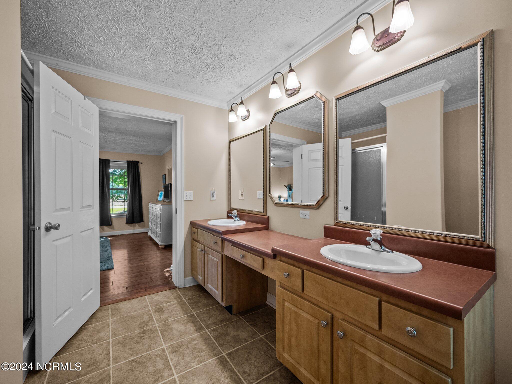 340 Batchelor Bay Road