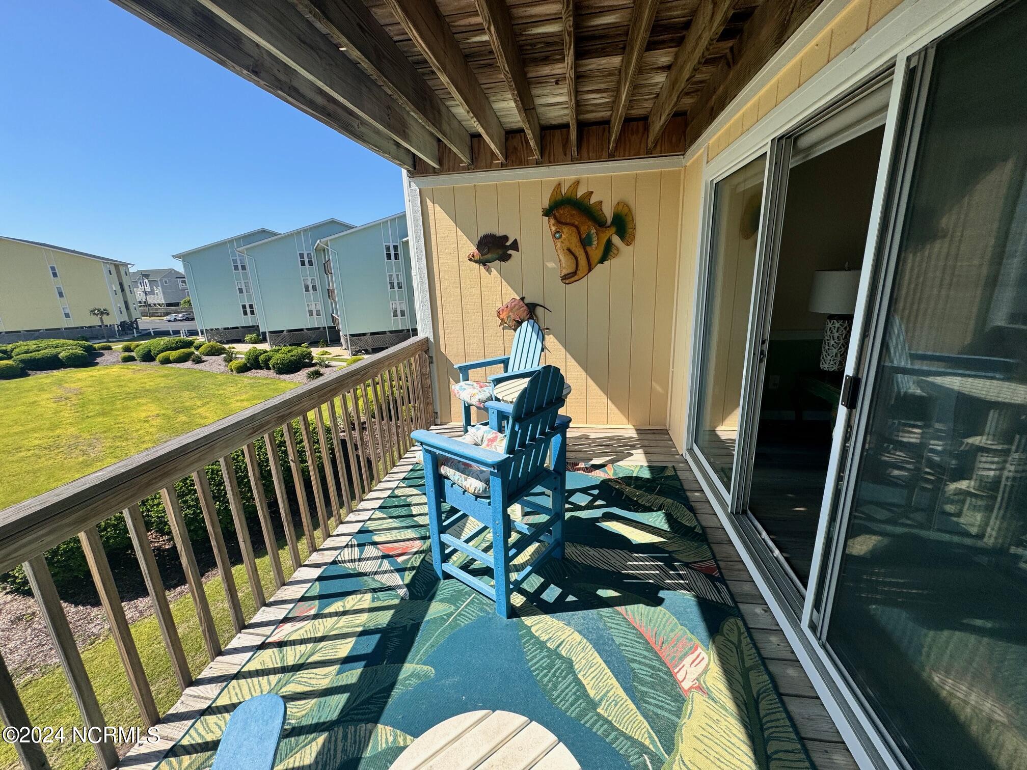 918 N New River Drive