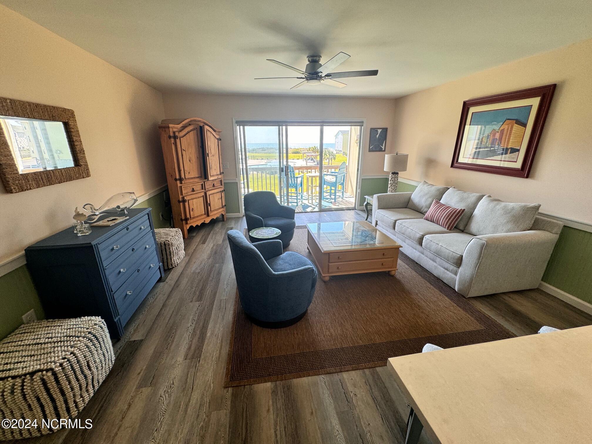 918 N New River Drive