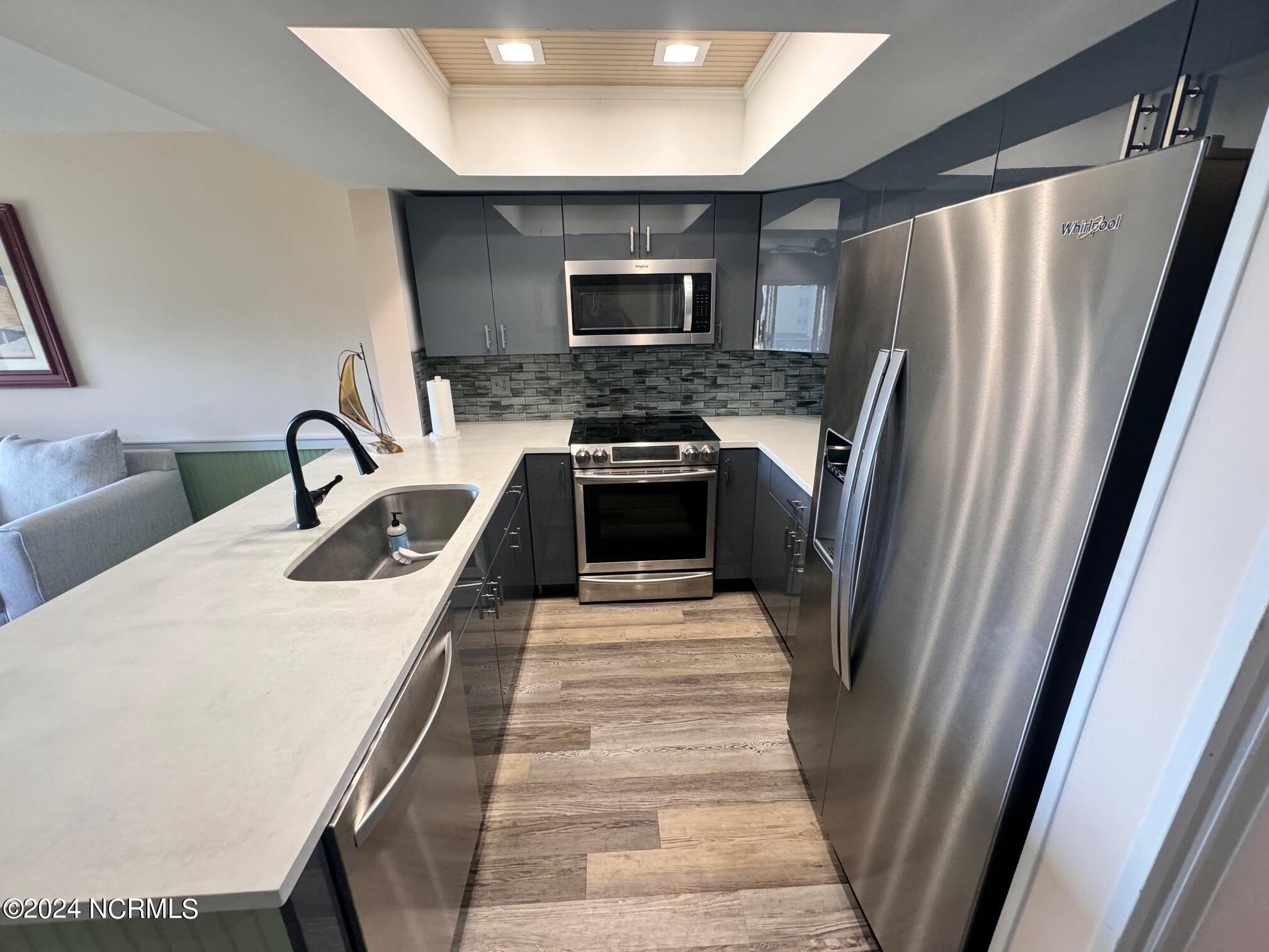 918 N New River Drive