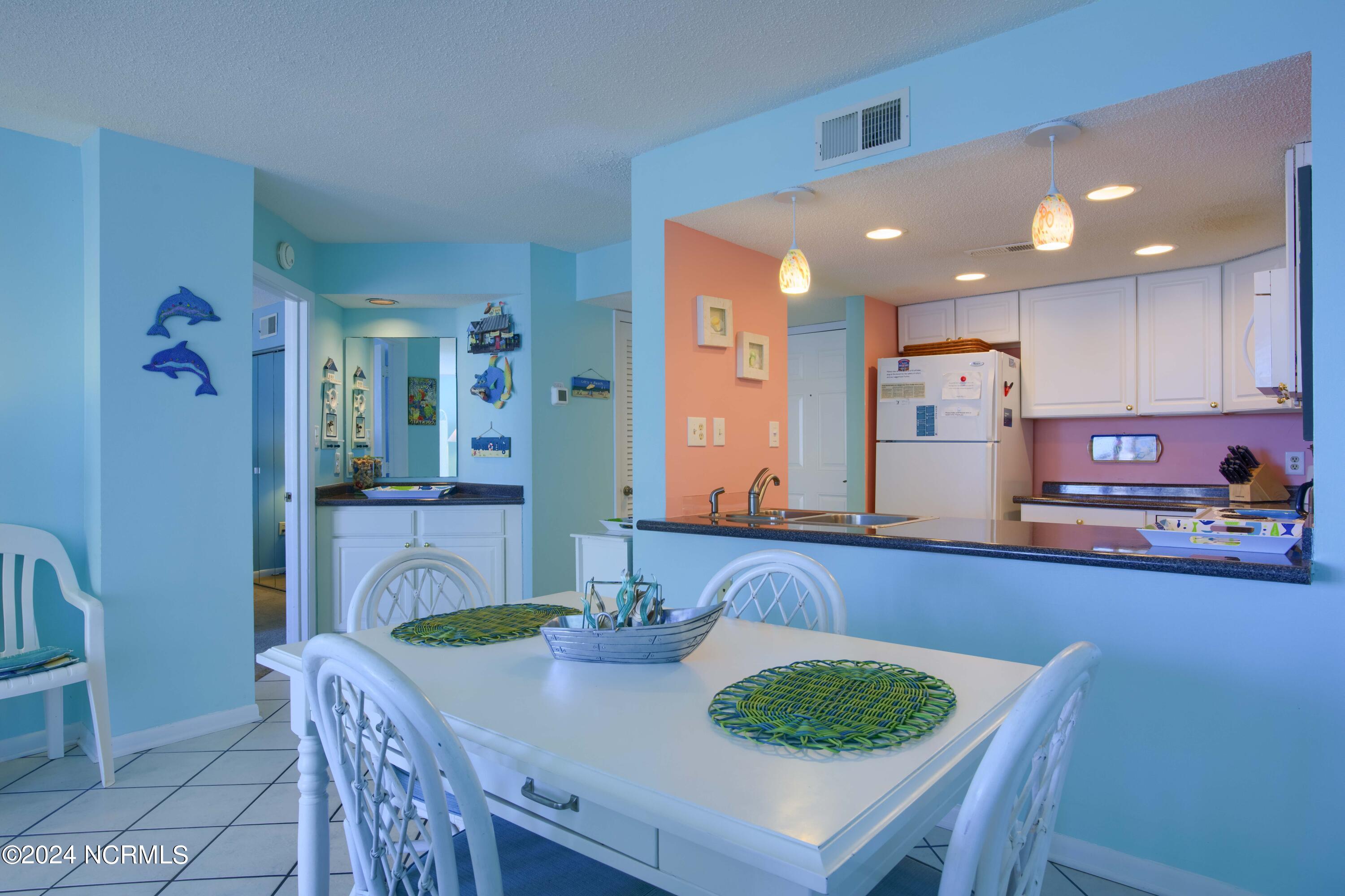 2000 New River Inlet Road, 2312