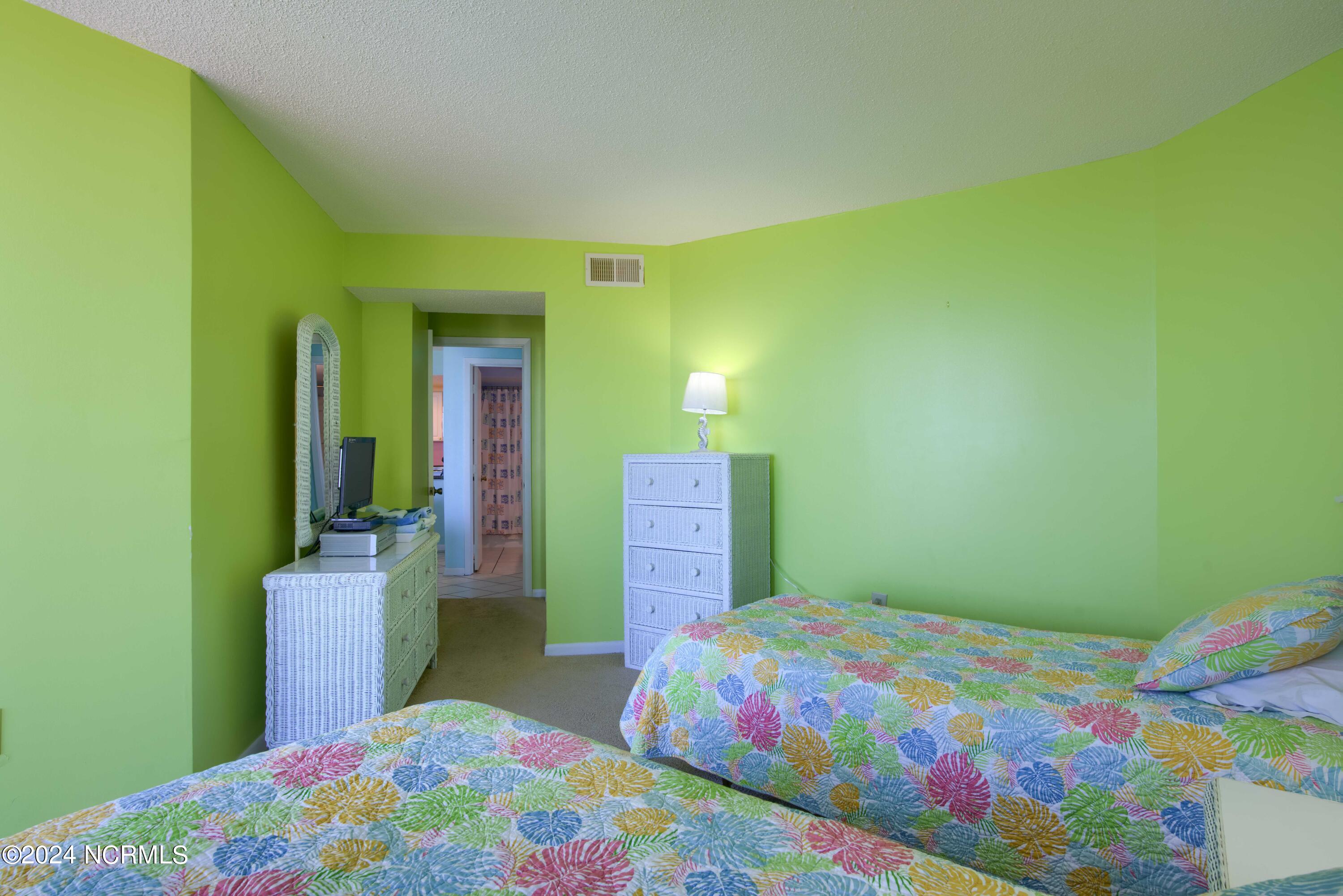 2000 New River Inlet Road, 2312