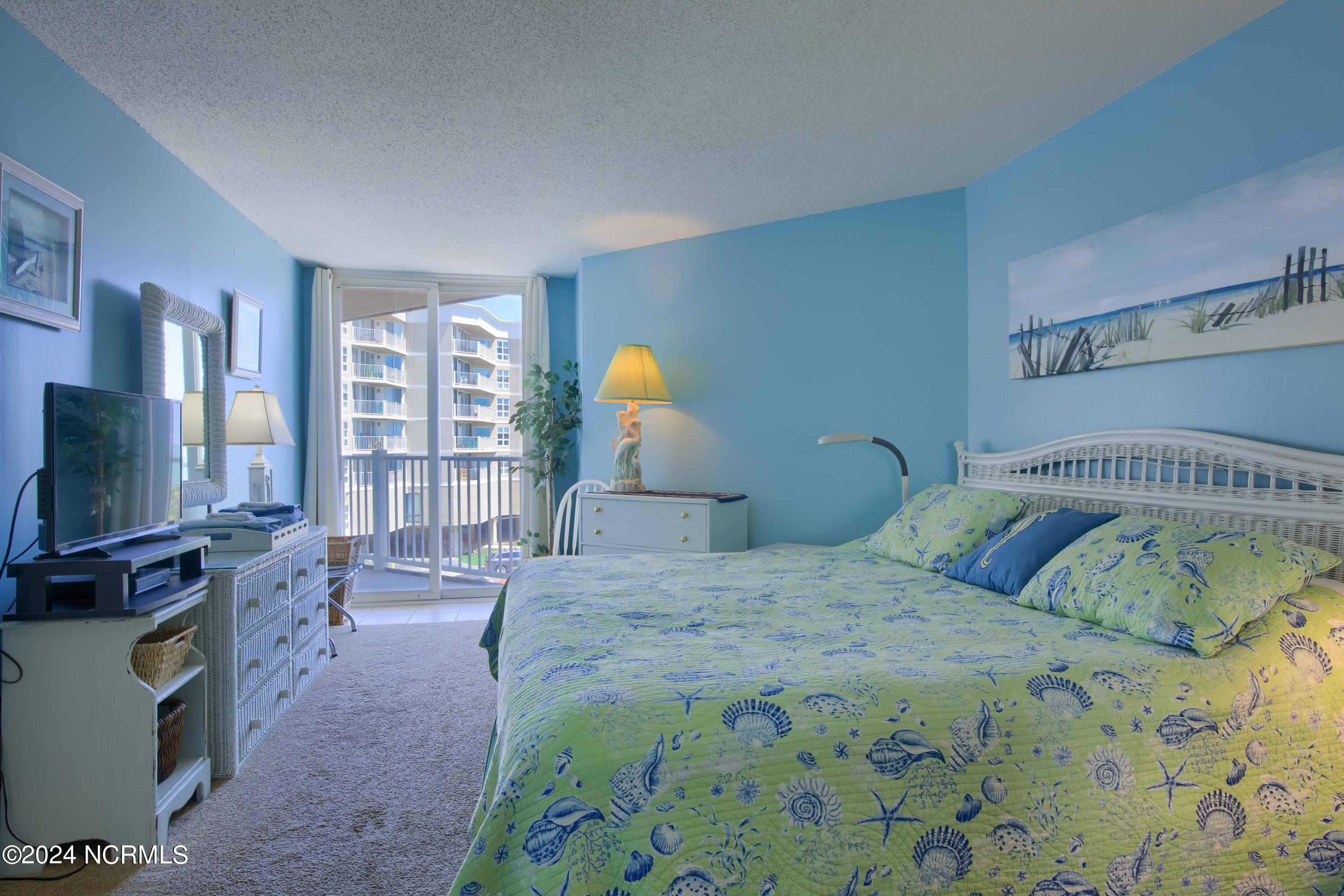 2000 New River Inlet Road, 2312