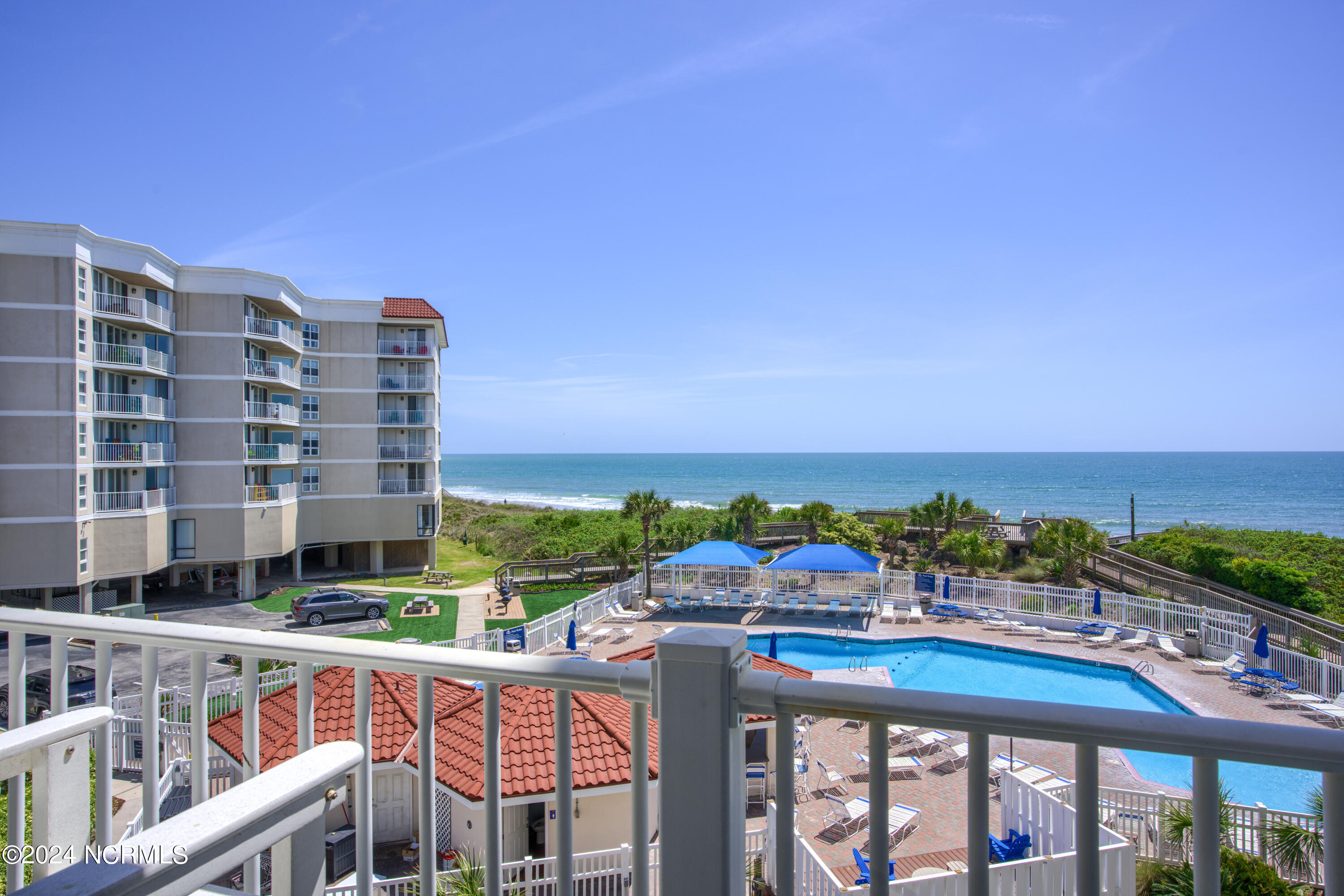 2000 New River Inlet Road, 2312