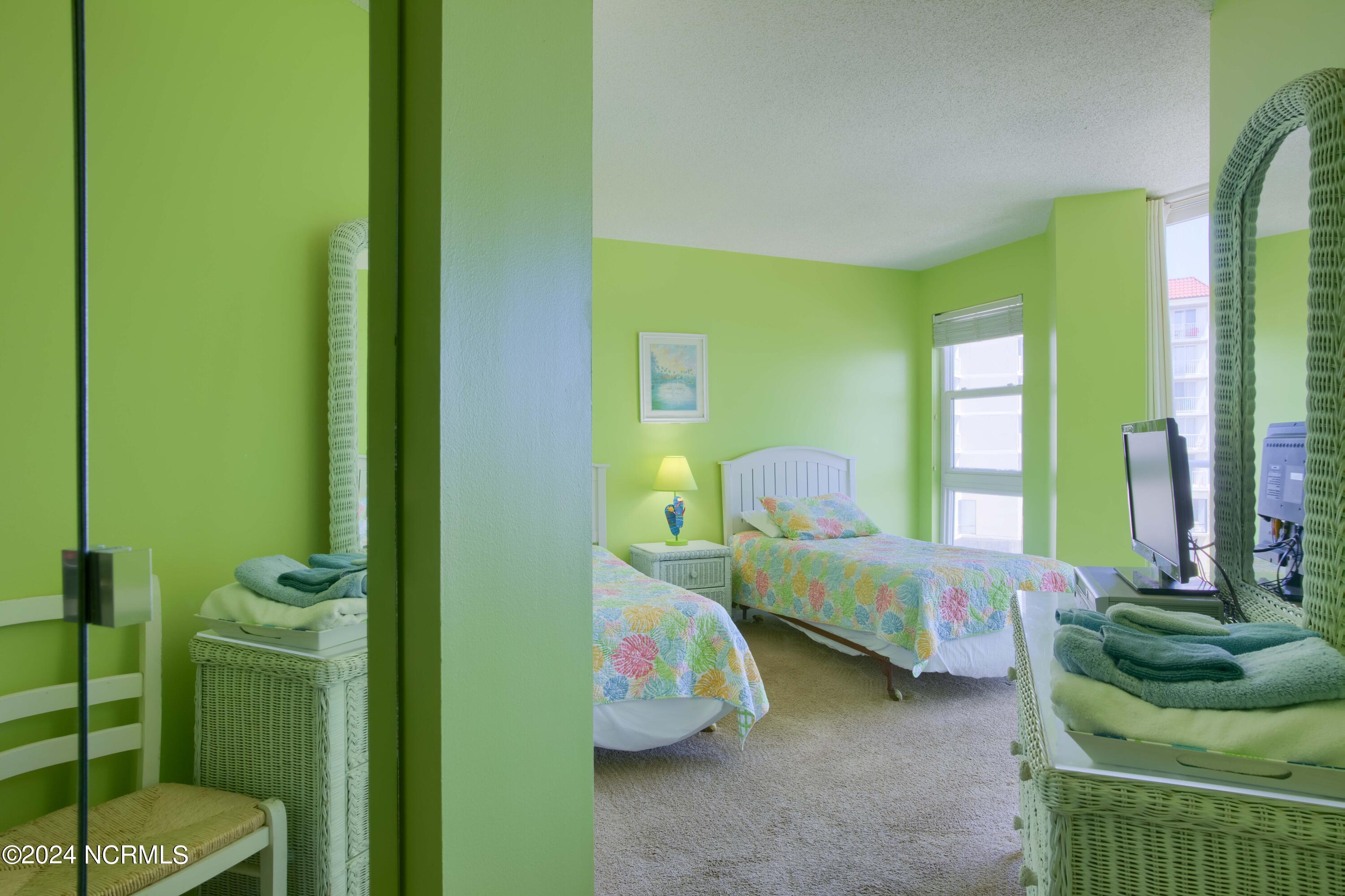 2000 New River Inlet Road, 2312