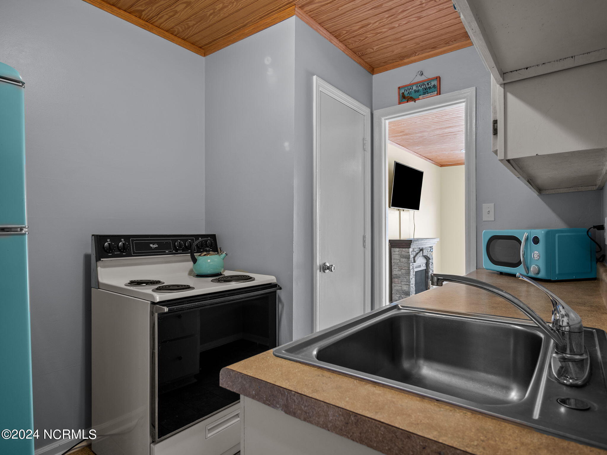 216 Sand Piper Drive