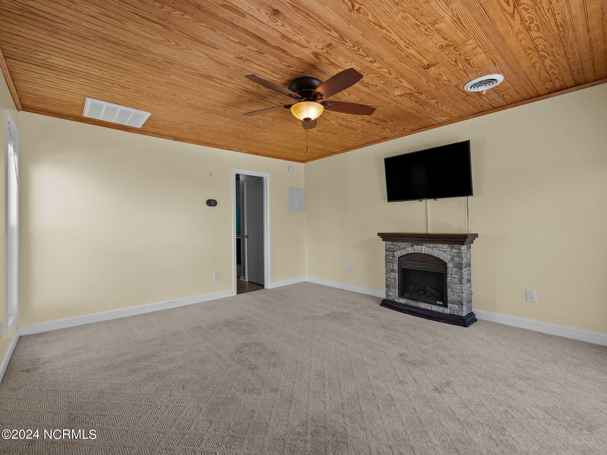 216 Sand Piper Drive