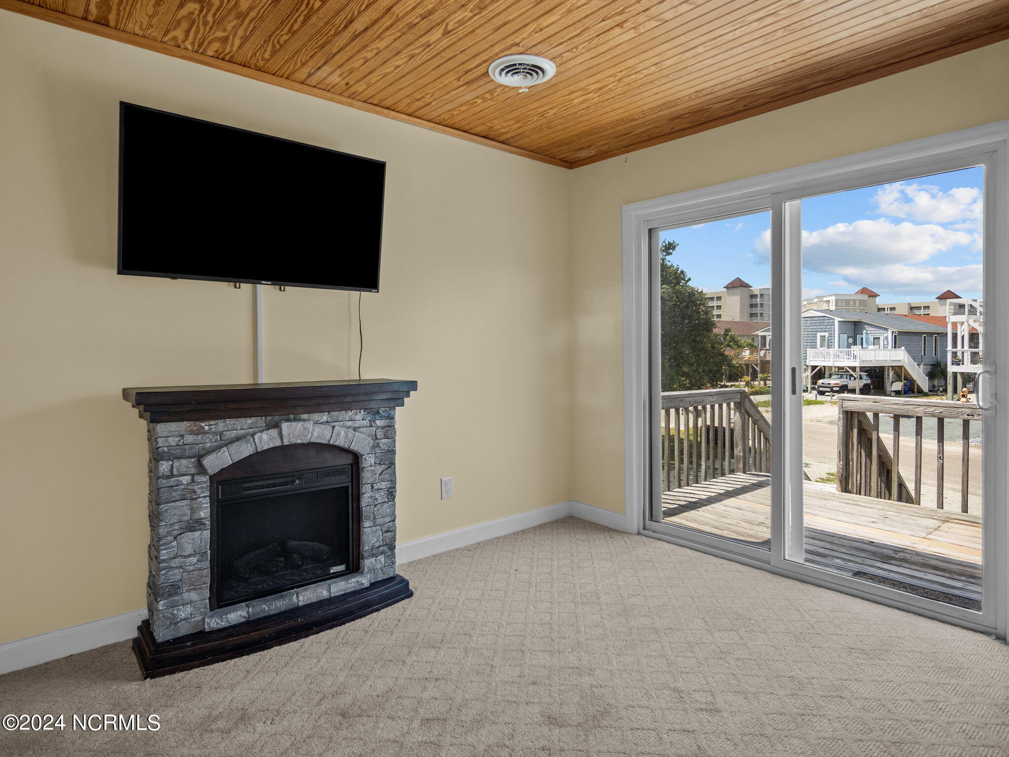 216 Sand Piper Drive