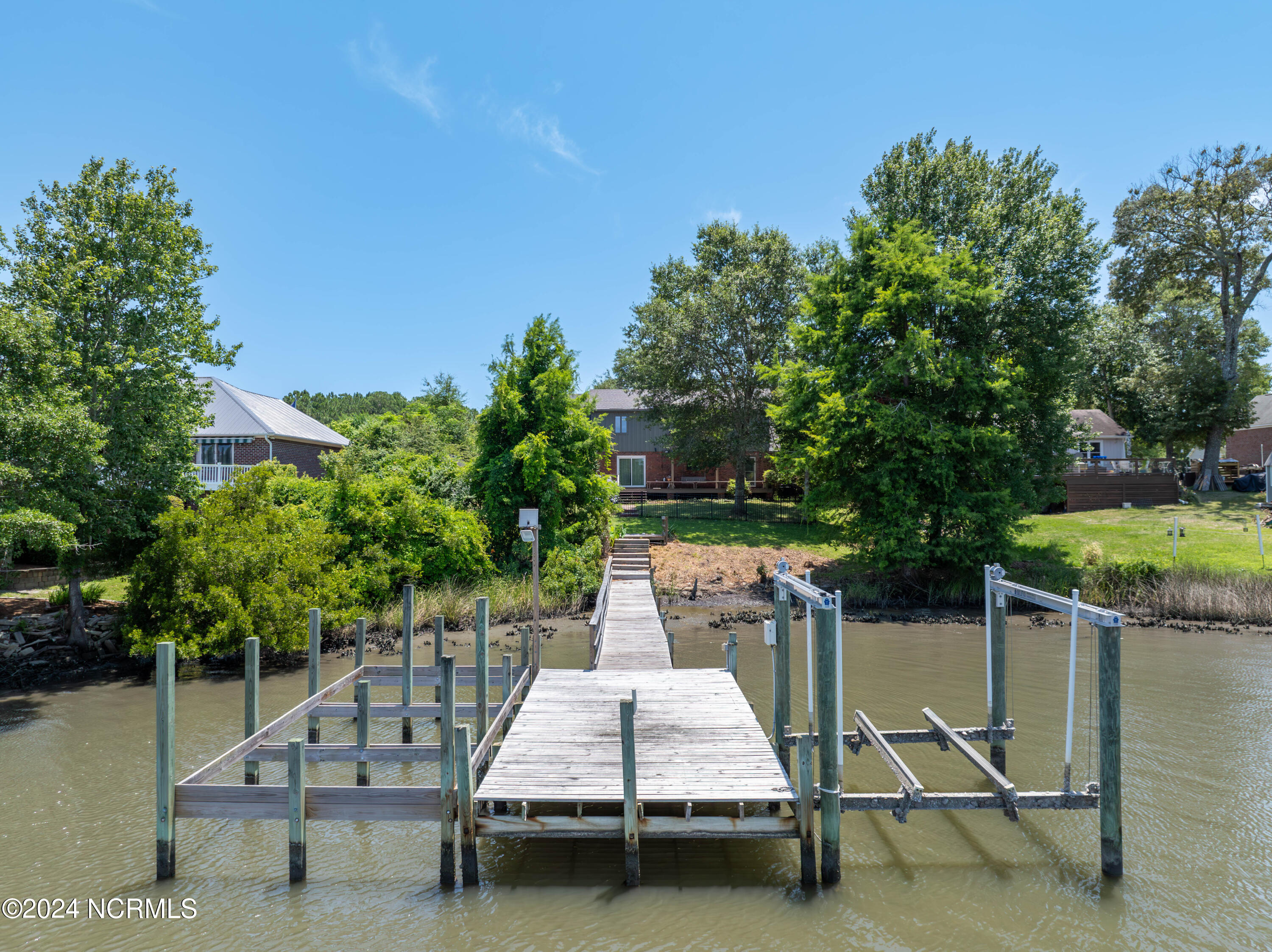 455 Chadwick Shores Drive