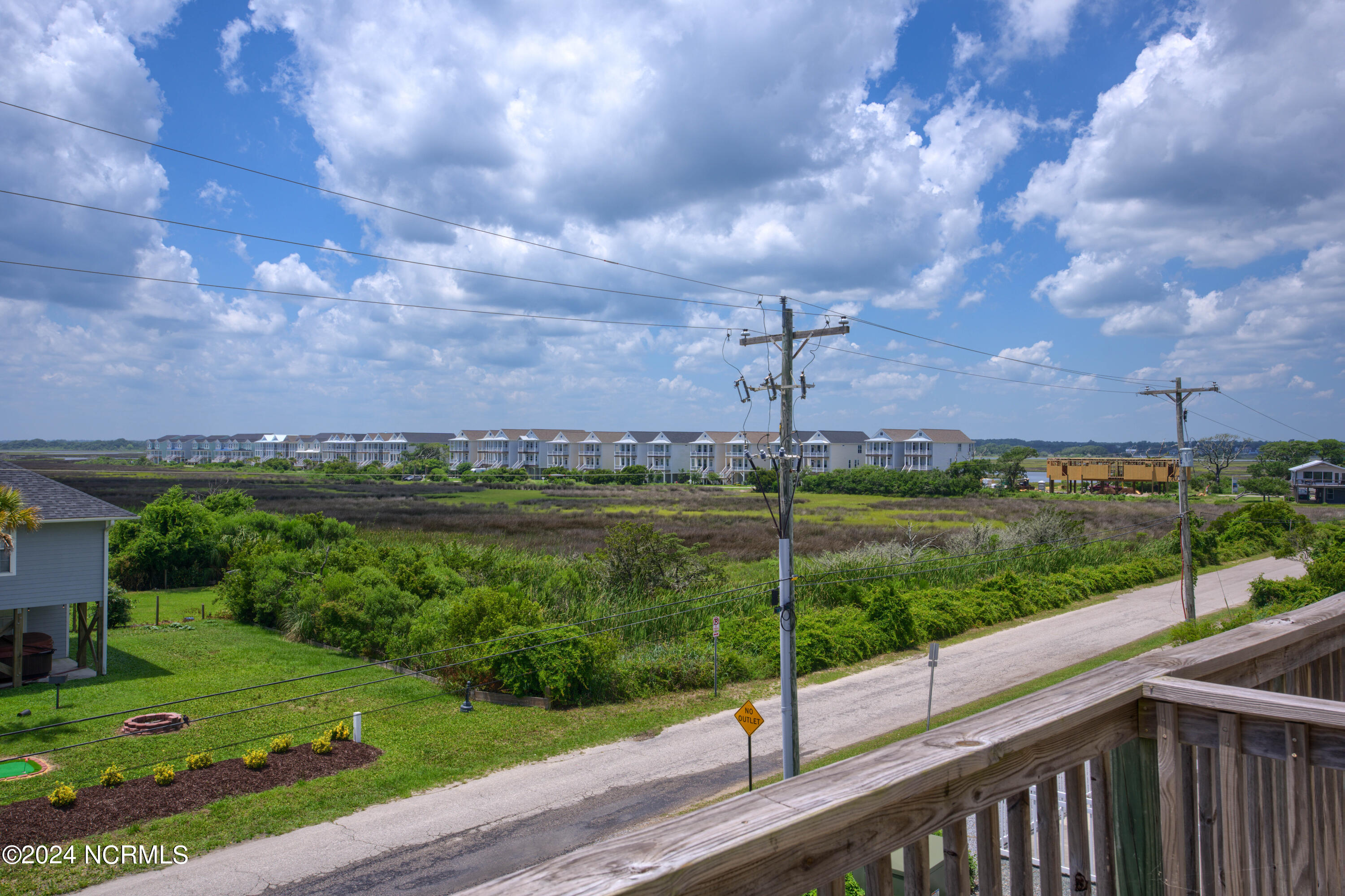 1501 N New River Drive, 203