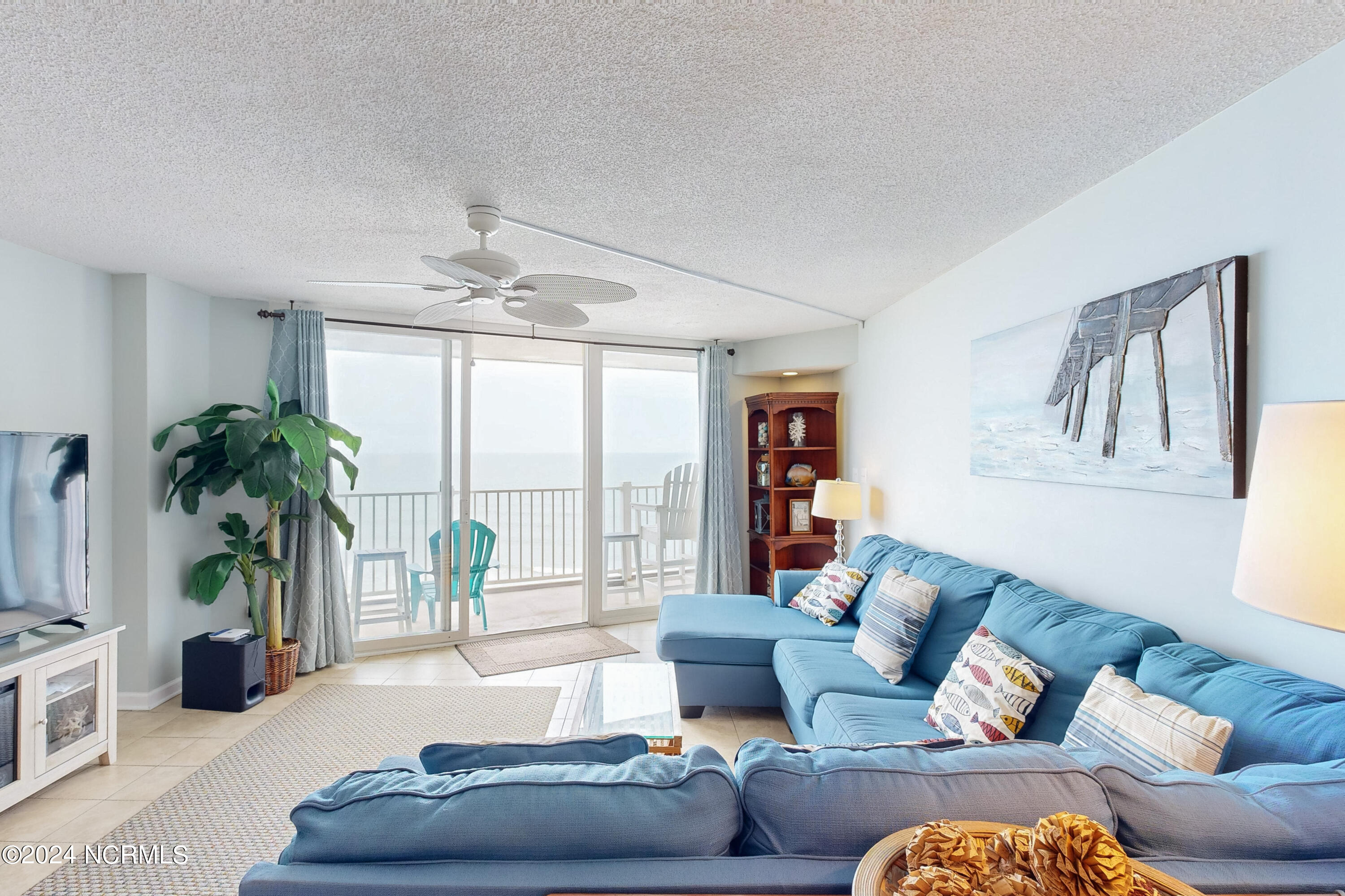 2000 New River Inlet Road, Unit 3408
