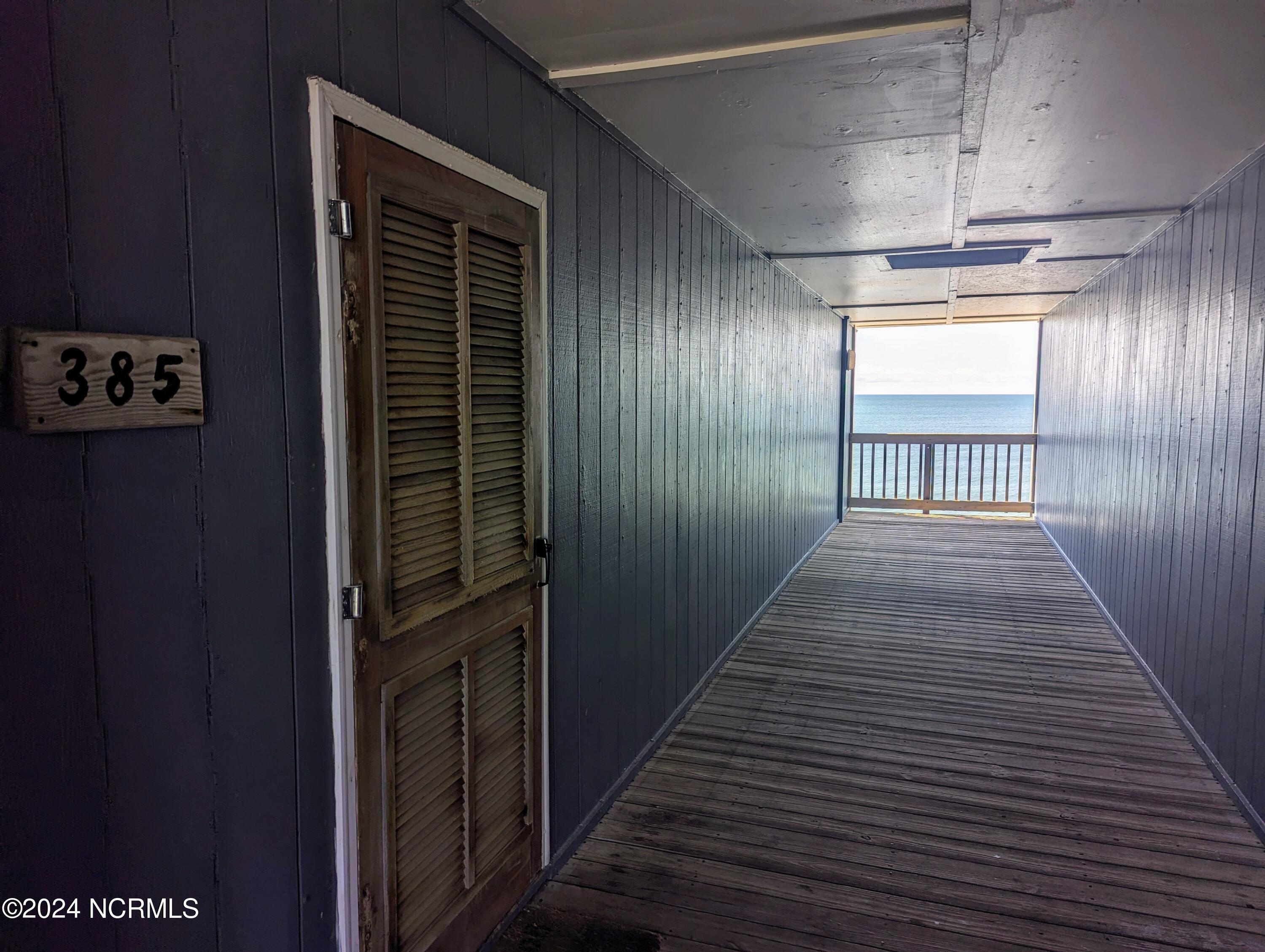 2174 New River Inlet Road, 385