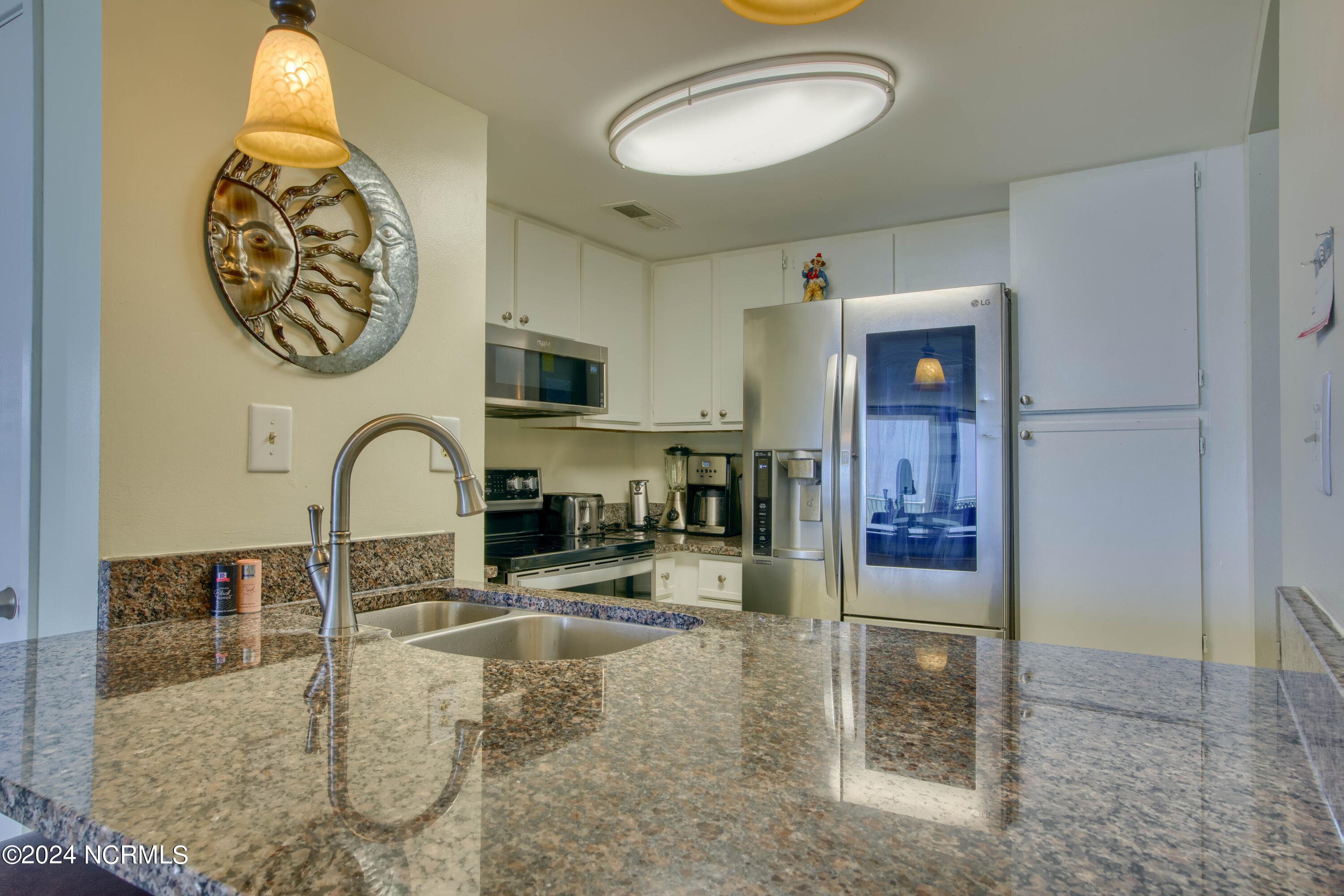 2000 New River Inlet Road Road, Unit 2107