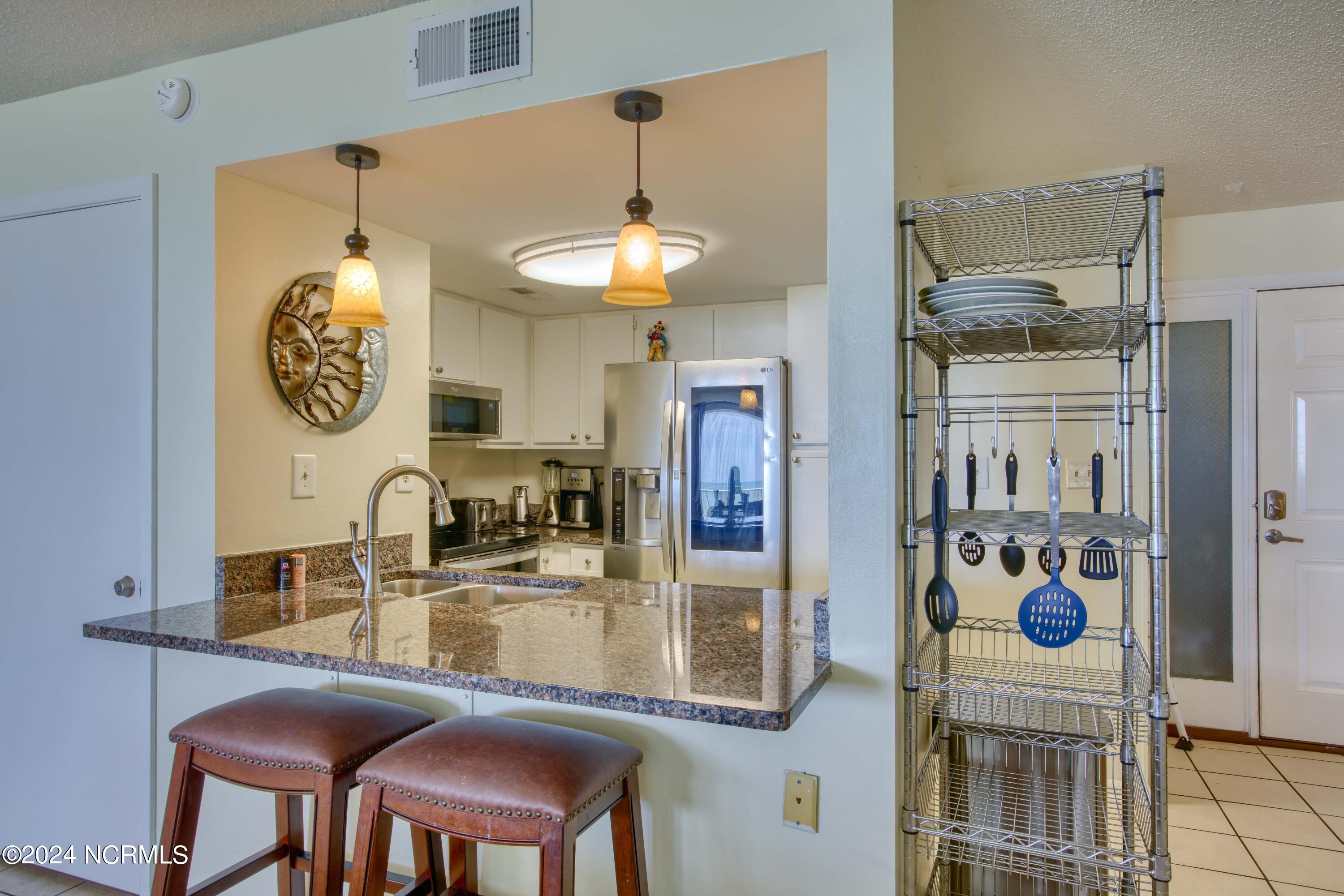 2000 New River Inlet Road Road, Unit 2107