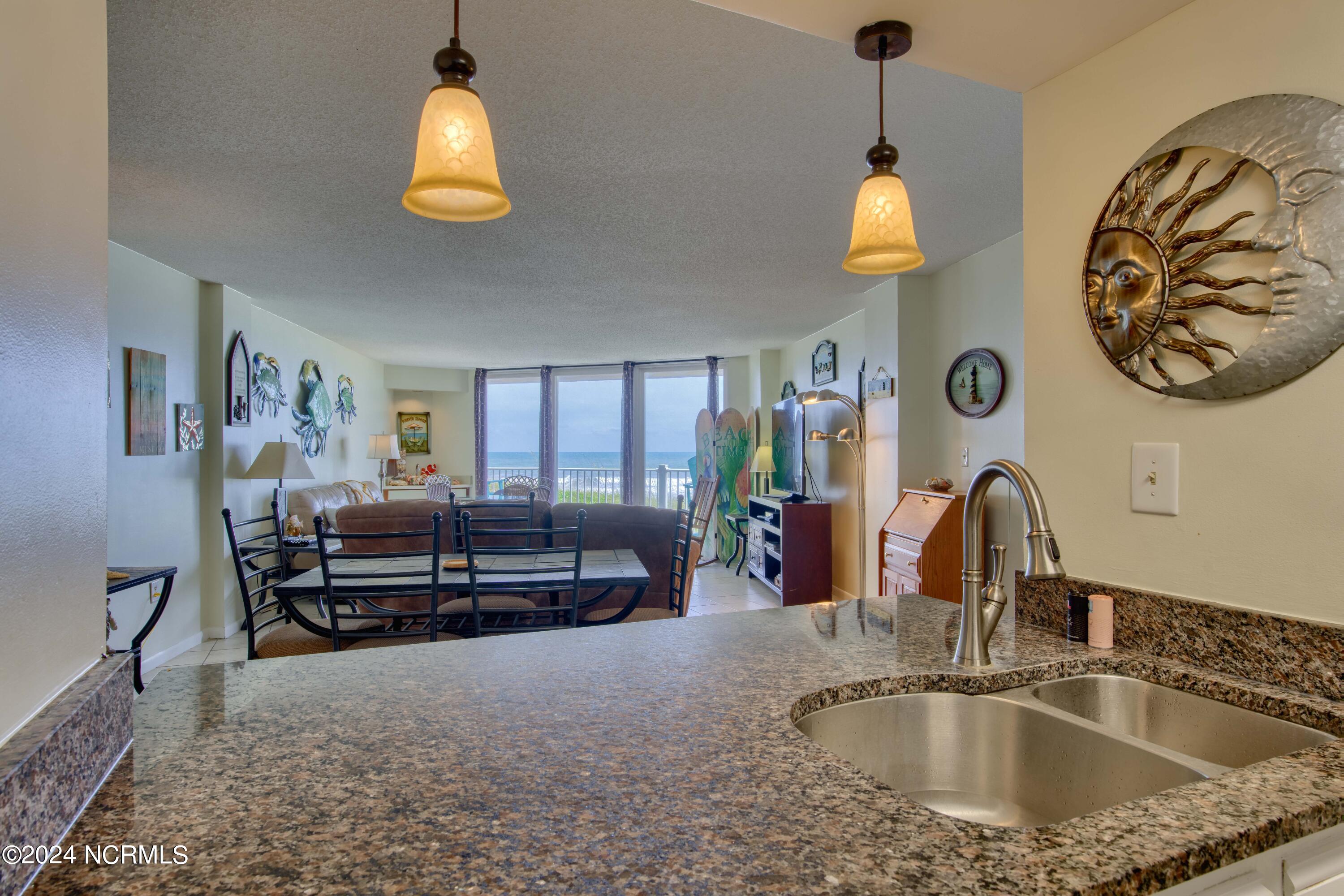 2000 New River Inlet Road Road, Unit 2107