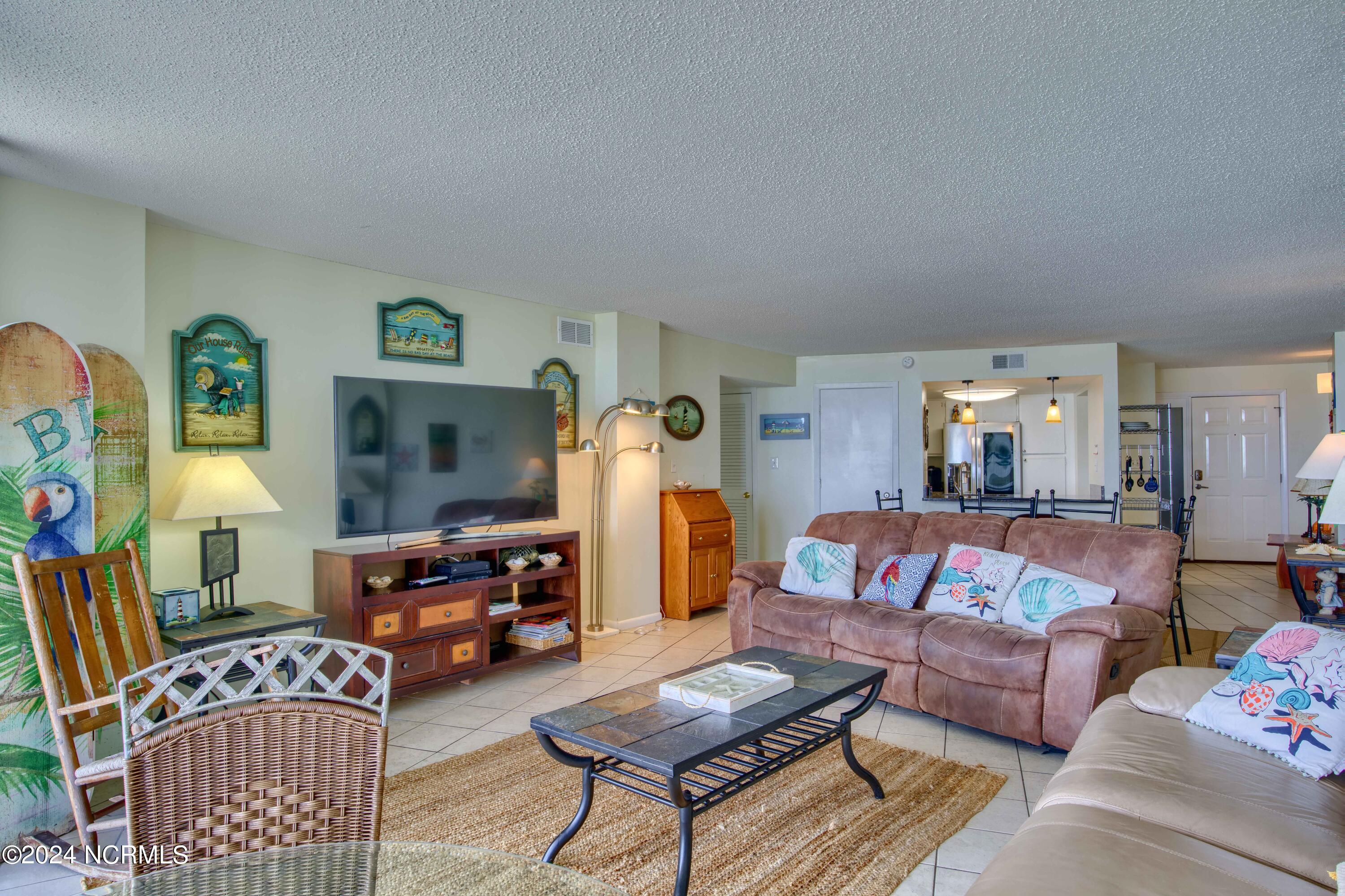 2000 New River Inlet Road Road, Unit 2107