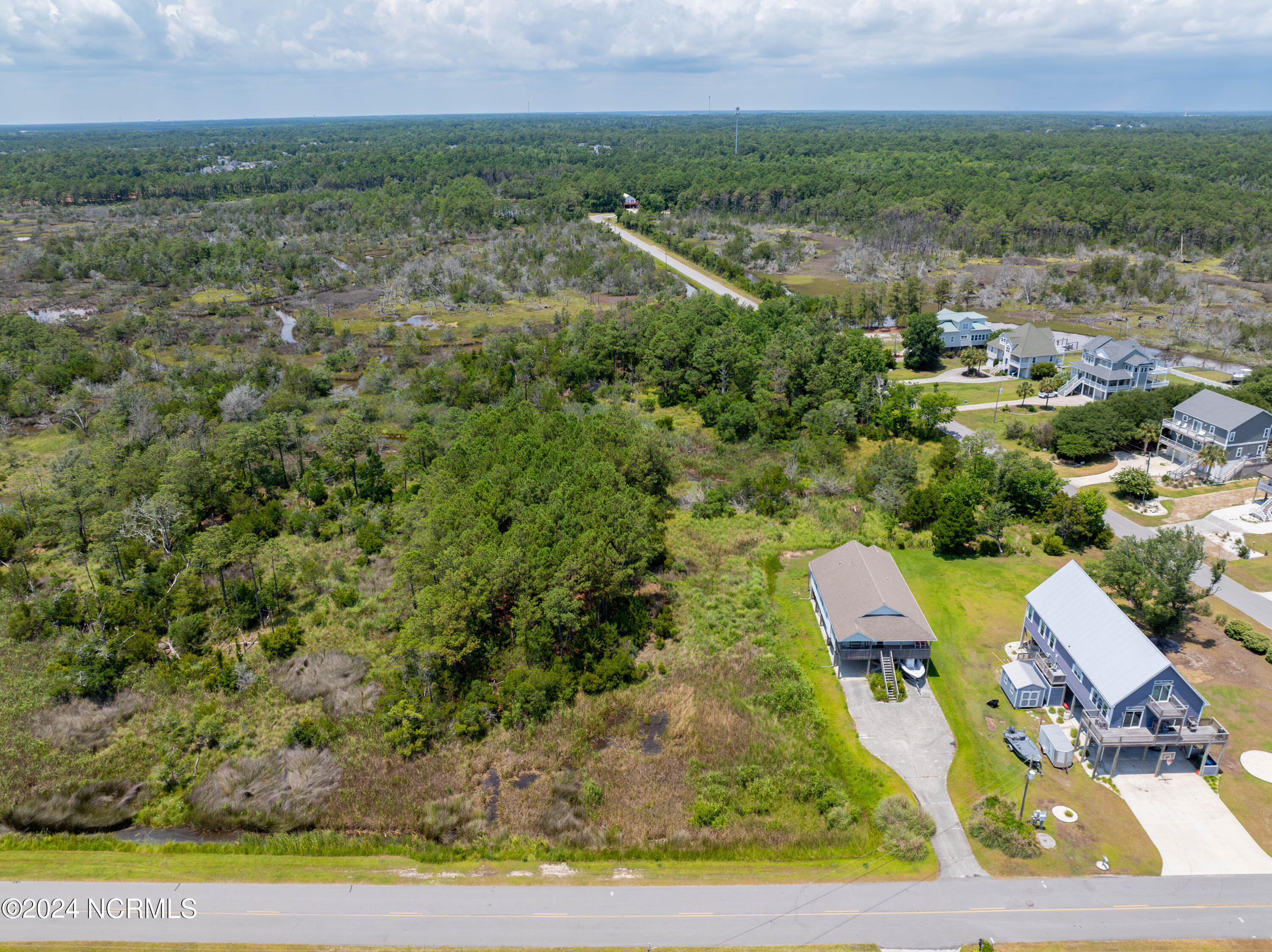 208 41 Waterway Drive