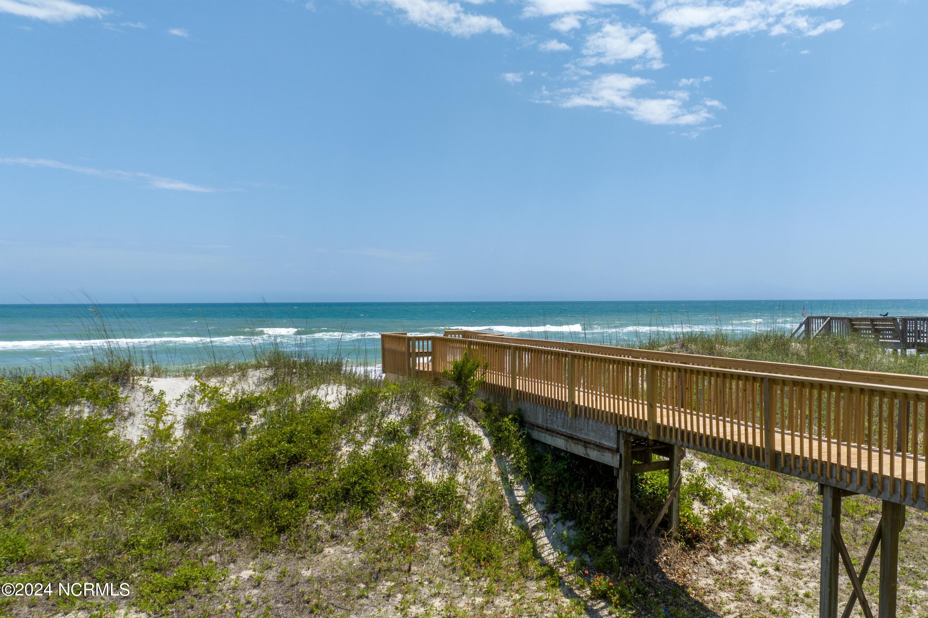 3994 Island Drive