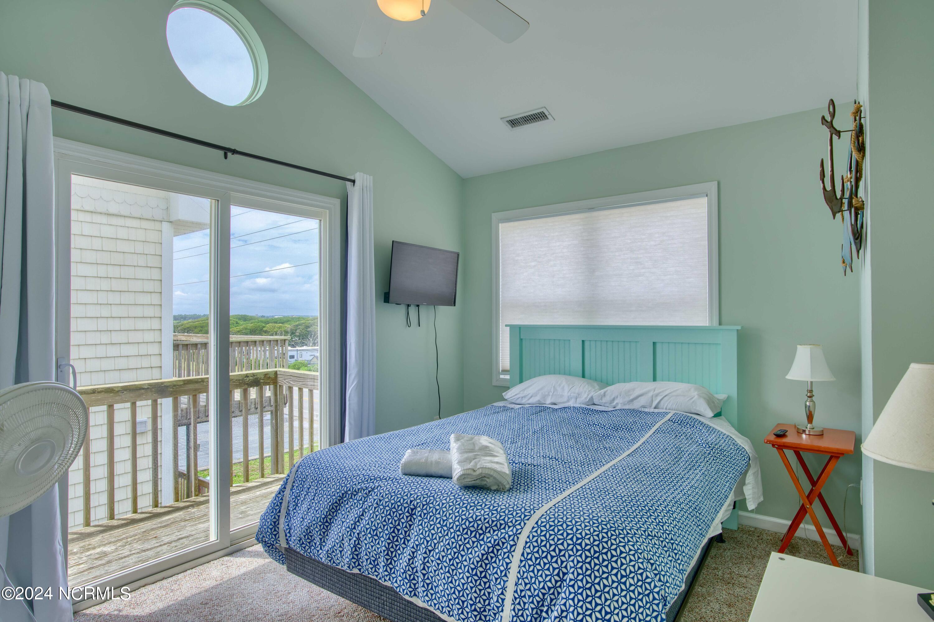 3994 Island Drive