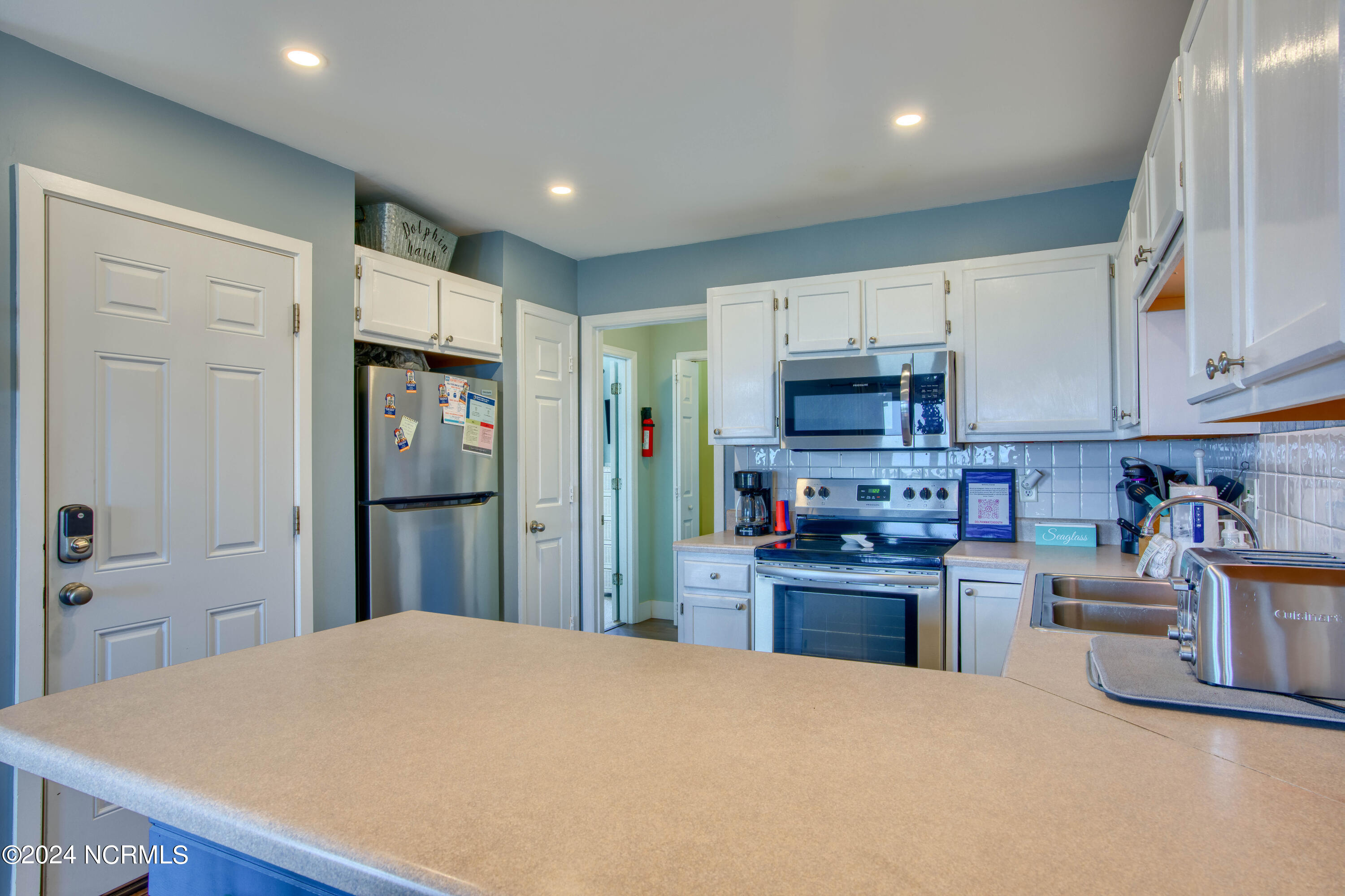 3994 Island Drive