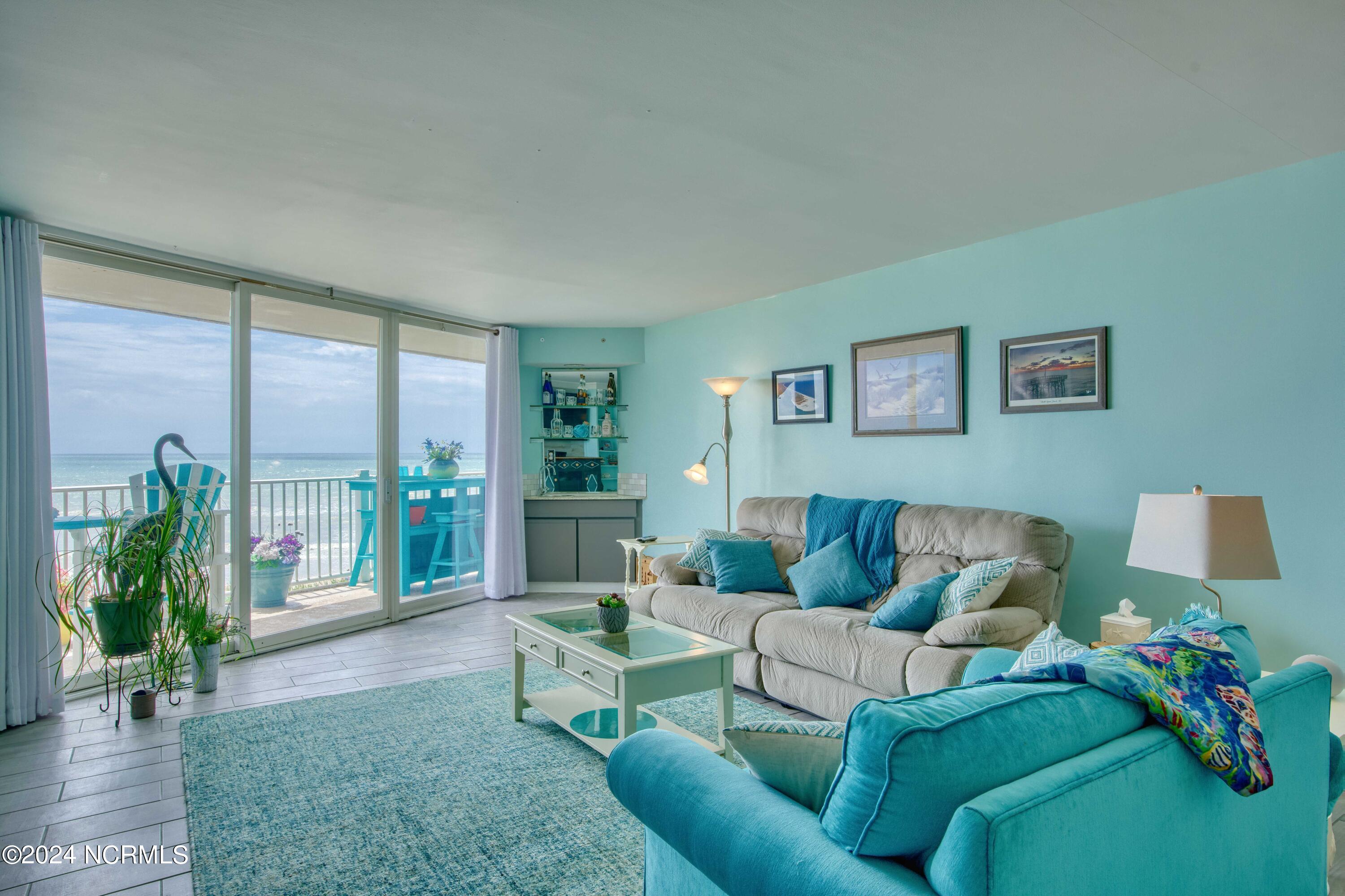 2000 New River Inlet Road, Unit 1108