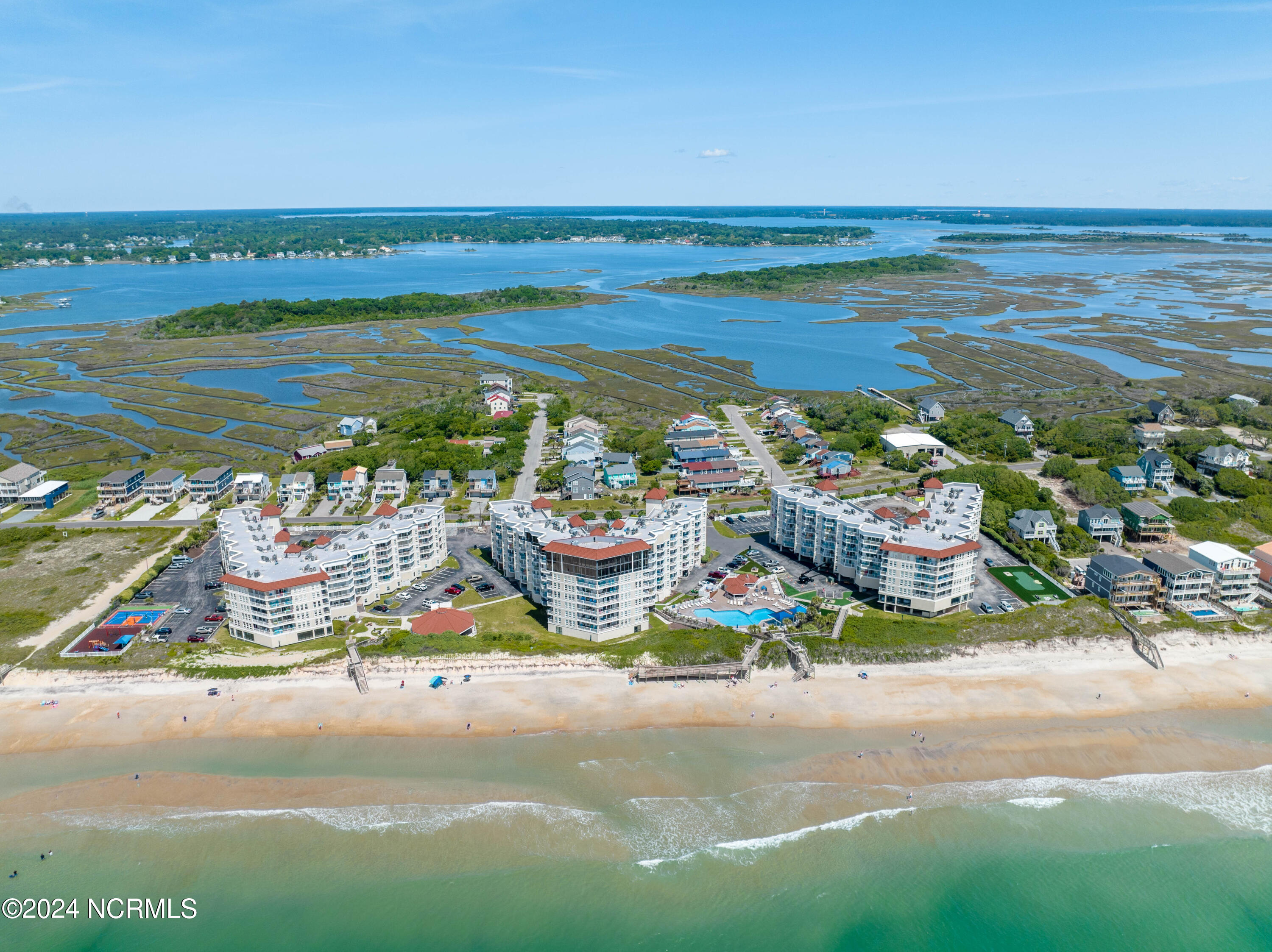 2000 New River Inlet Road, Unit 1108
