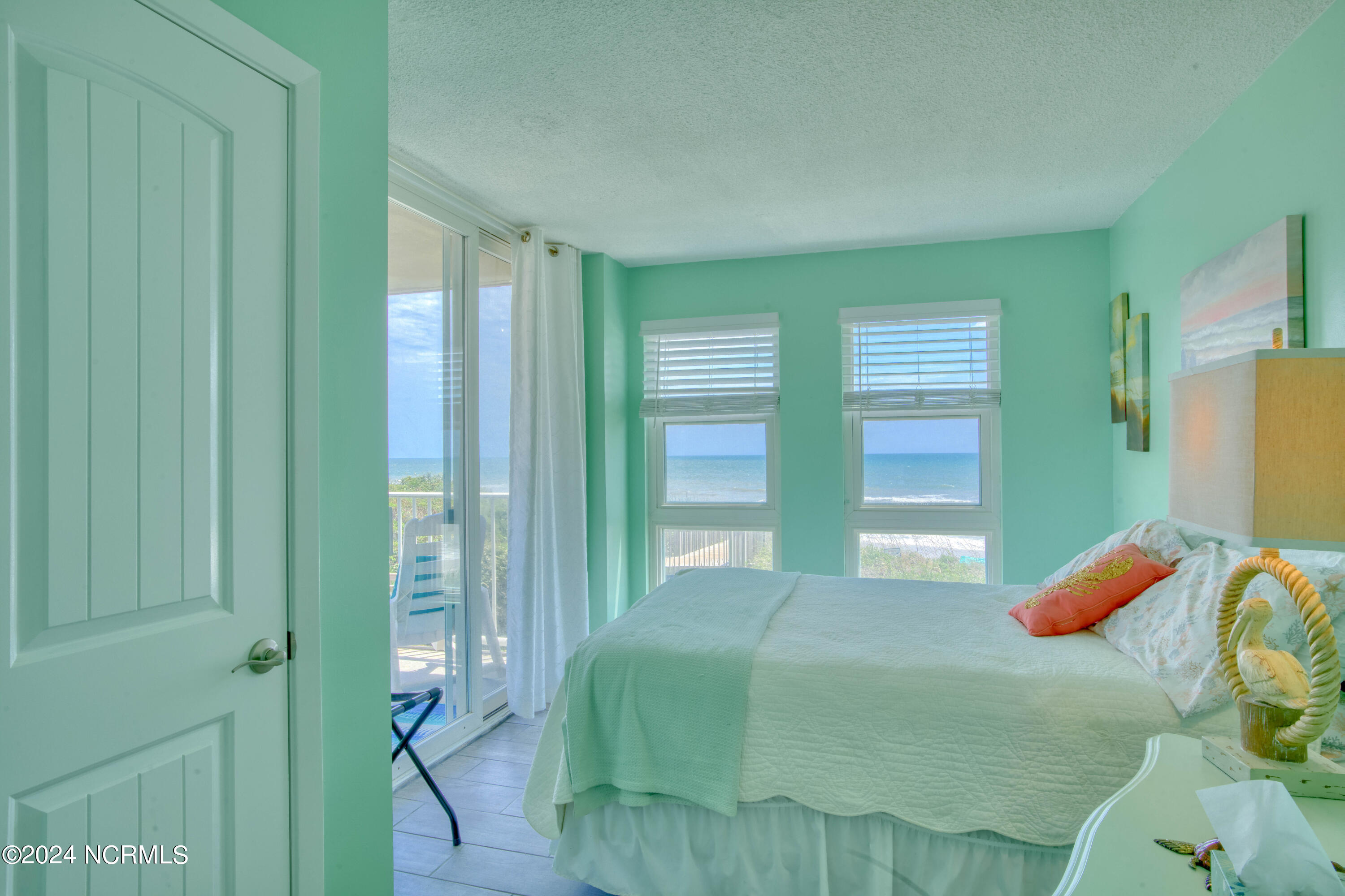 2000 New River Inlet Road, Unit 1108