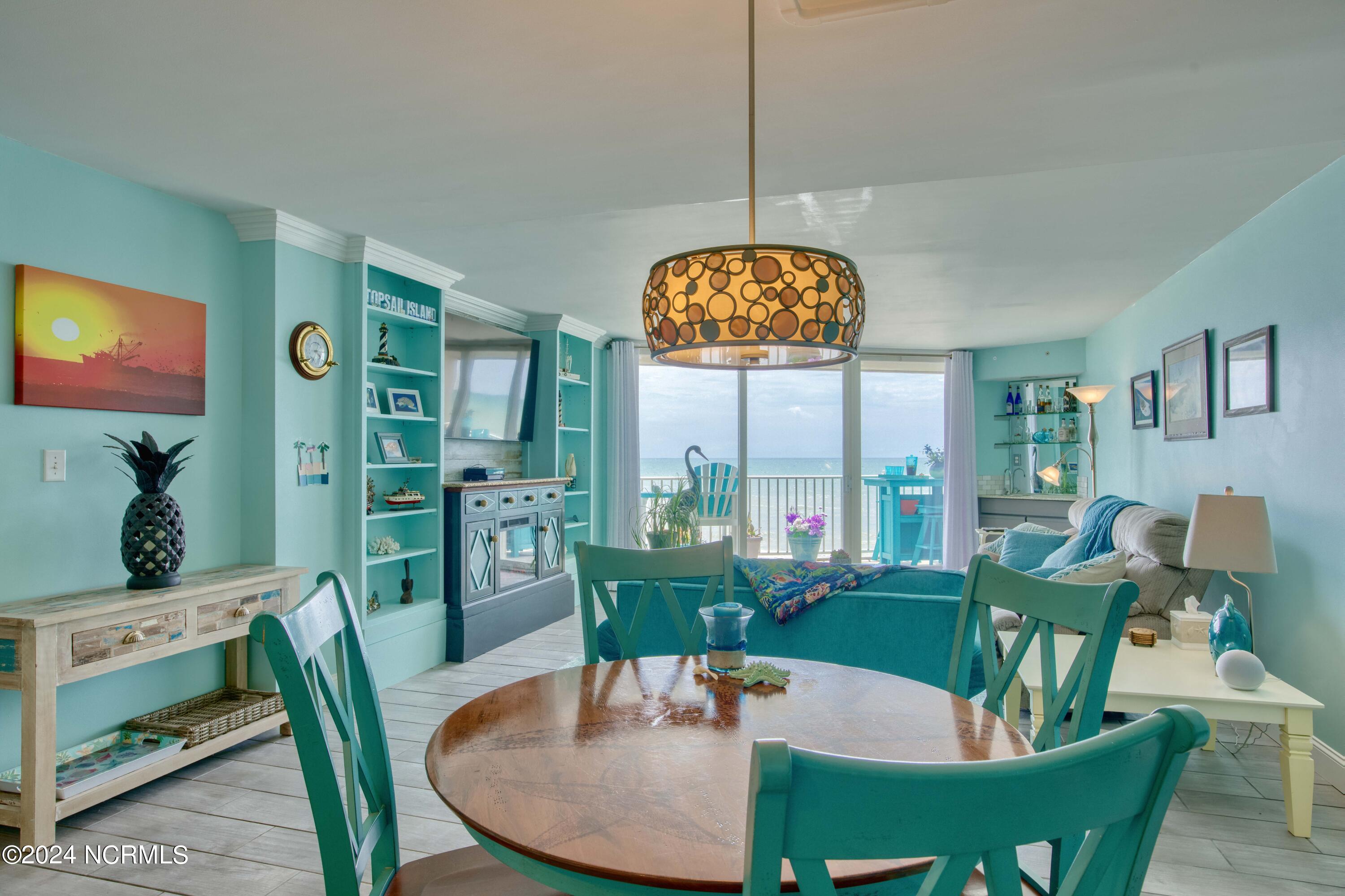 2000 New River Inlet Road, Unit 1108