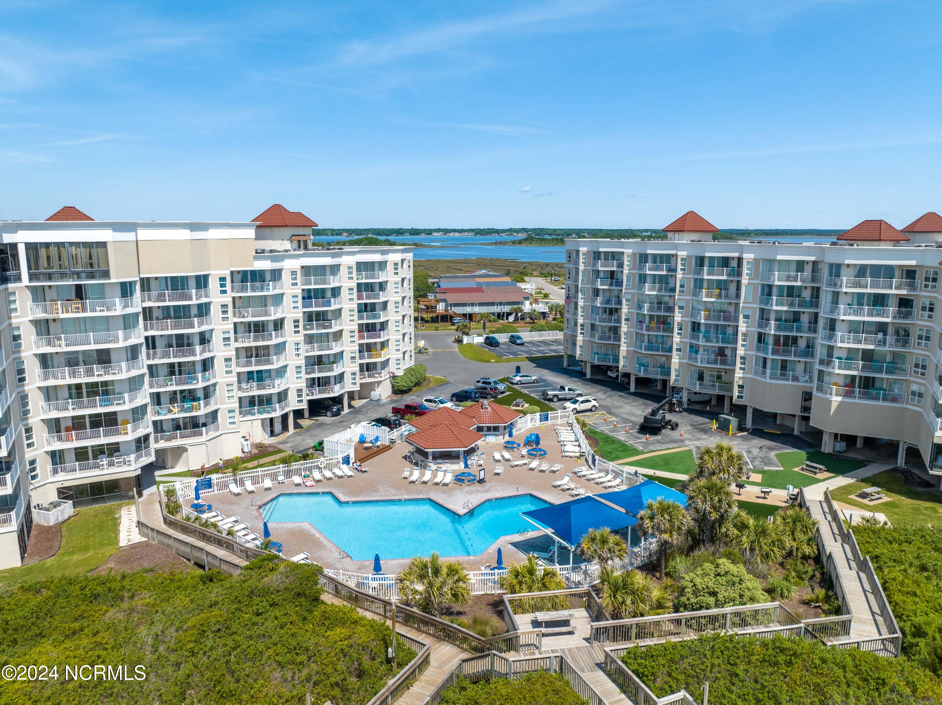 2000 New River Inlet Road, Unit 1108