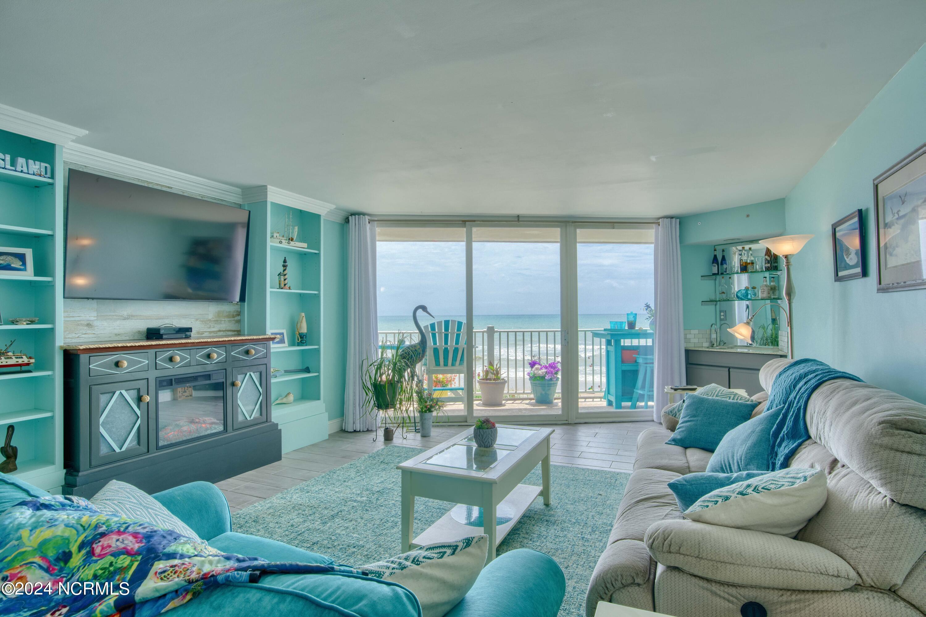 2000 New River Inlet Road, Unit 1108