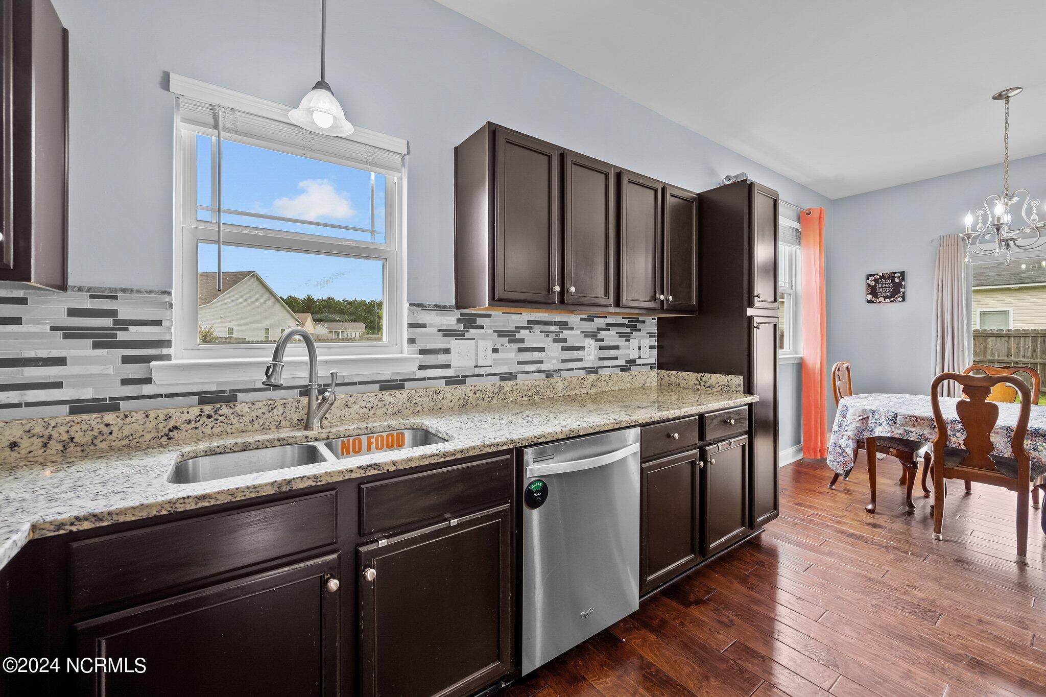 228 Channel Marker Loop