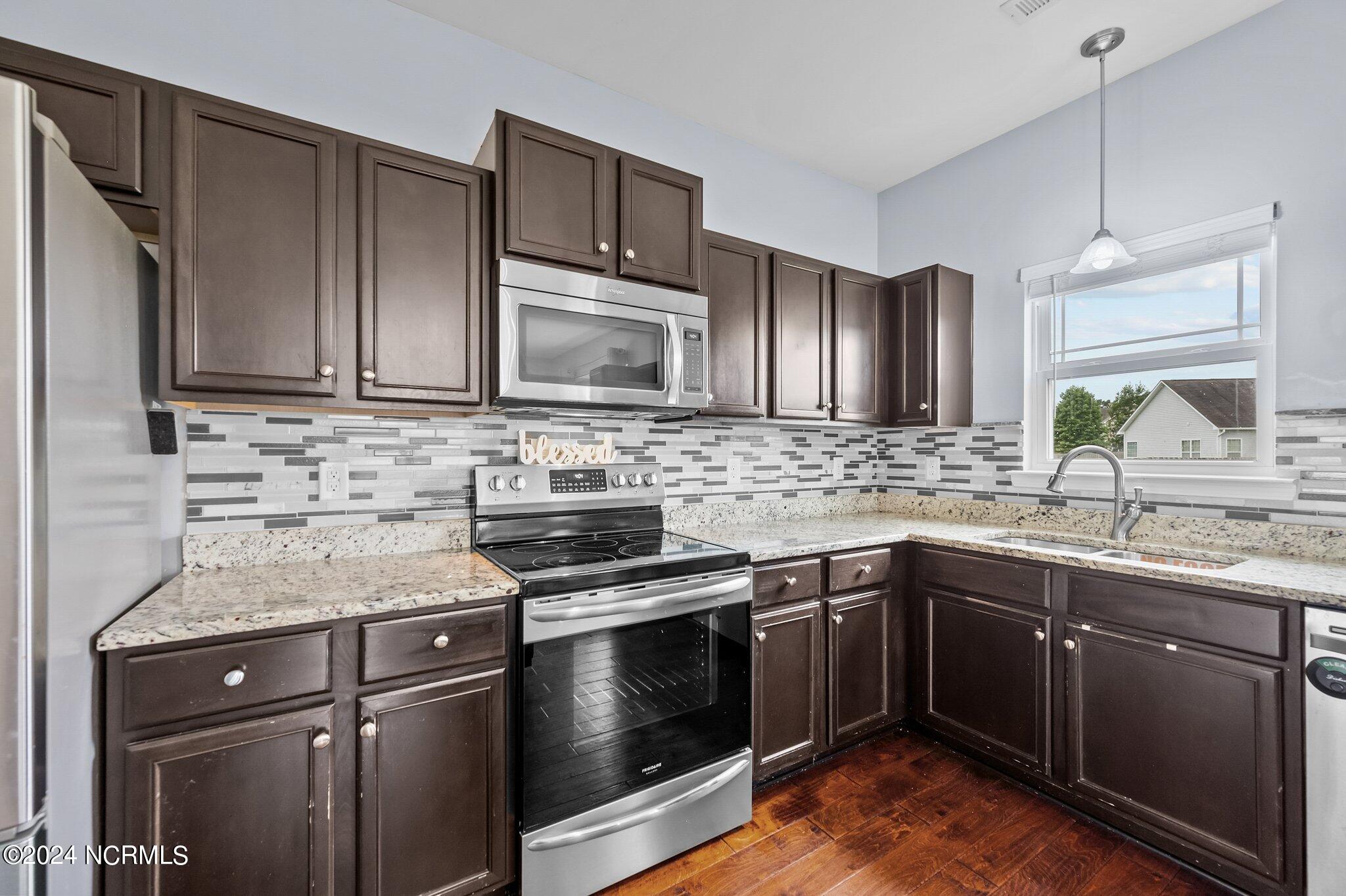 228 Channel Marker Loop