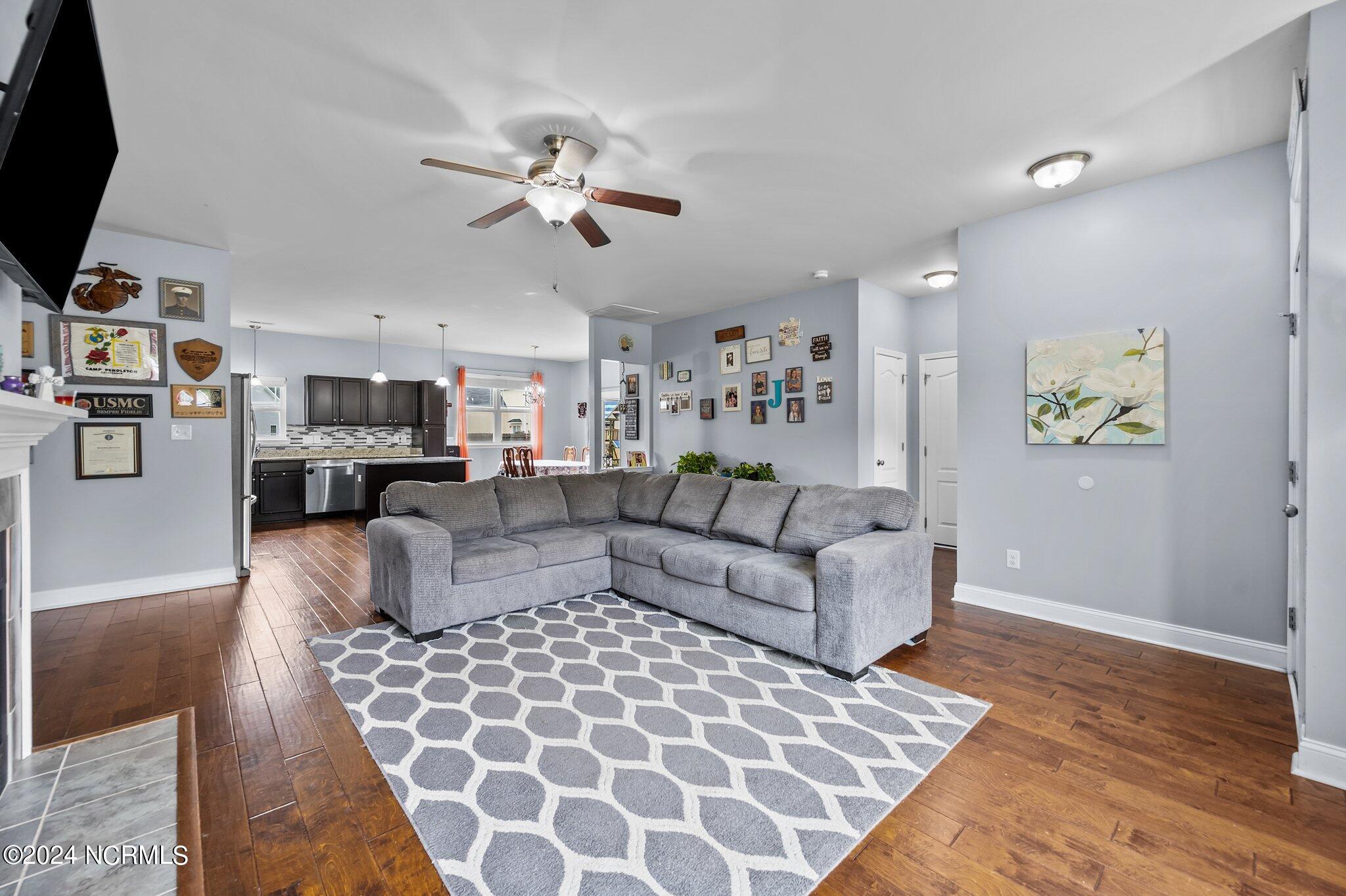 228 Channel Marker Loop