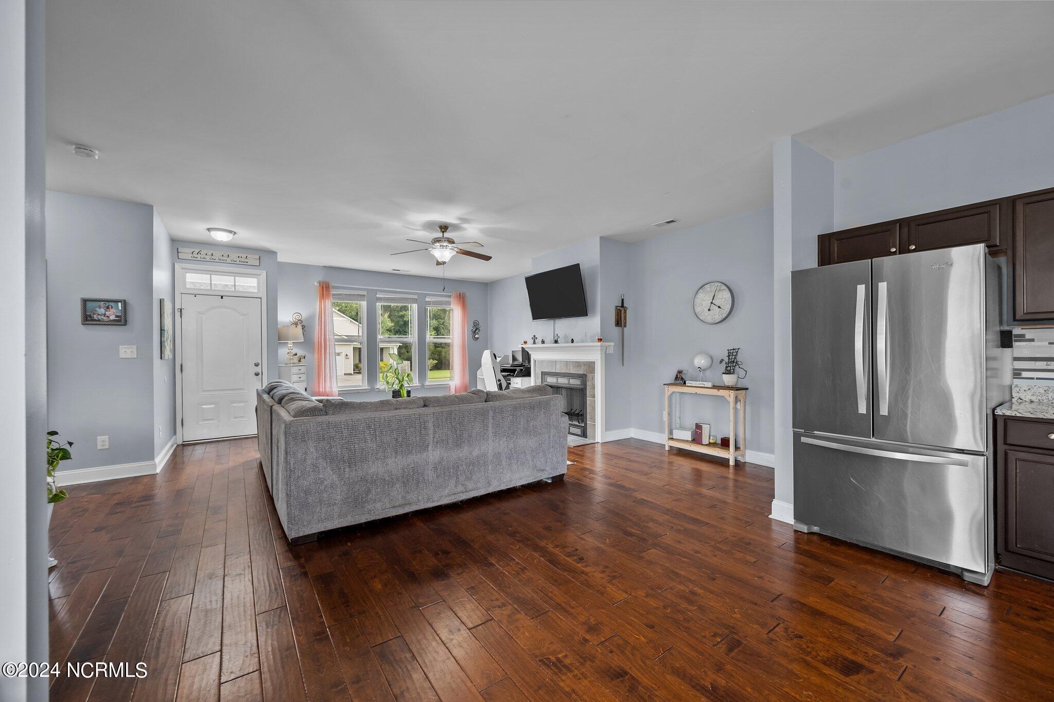 228 Channel Marker Loop