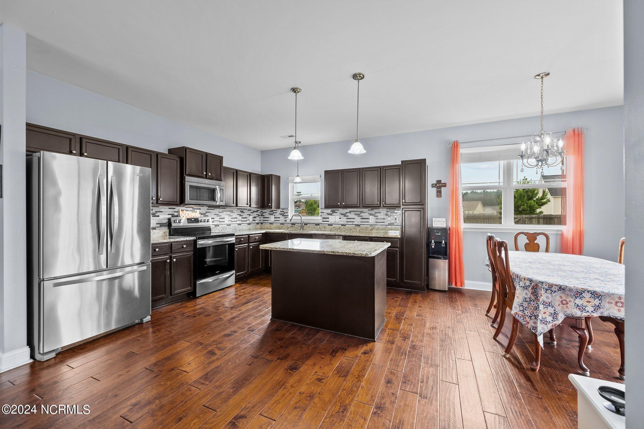 228 Channel Marker Loop