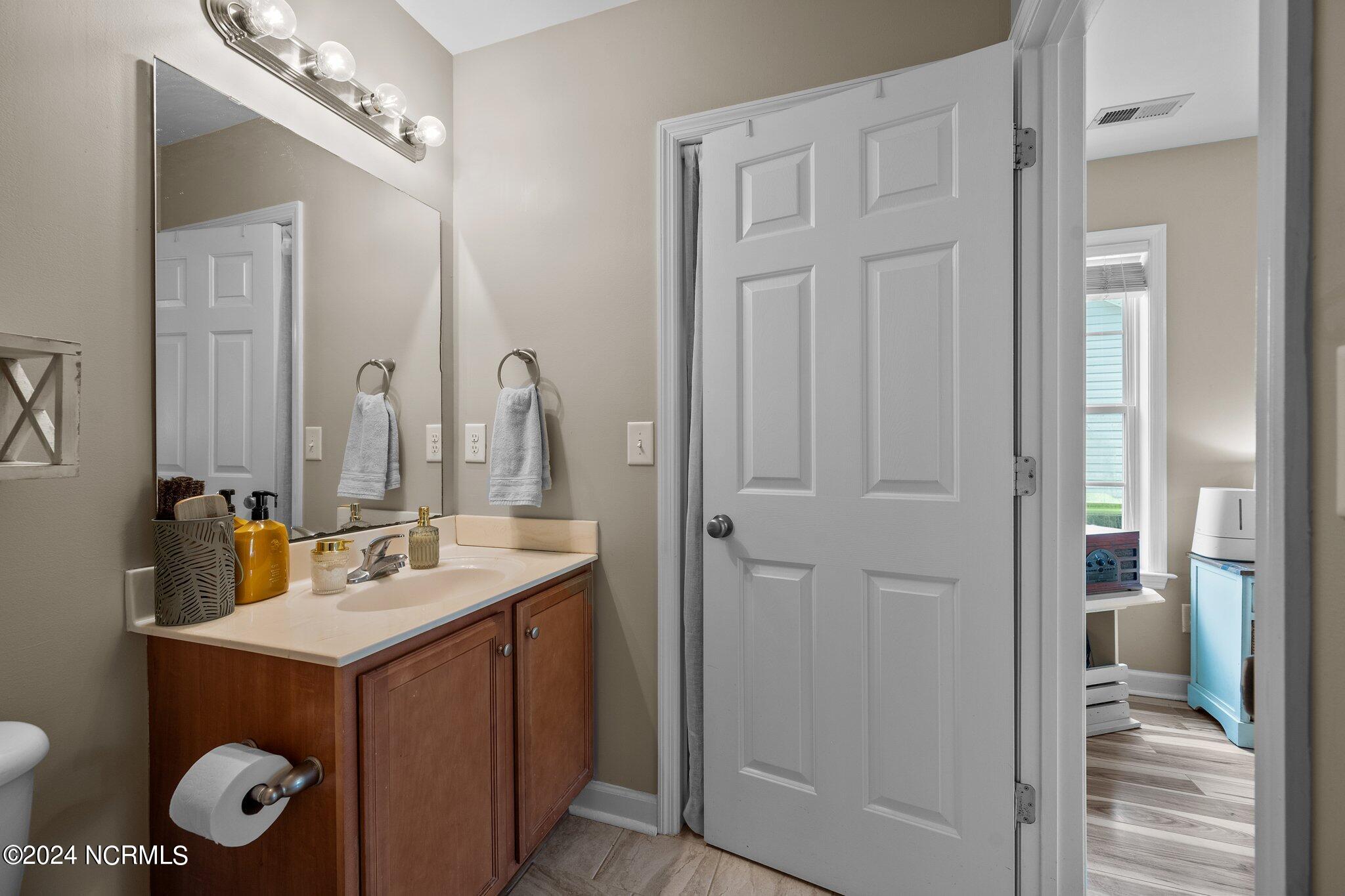 185 Pine Hollow Road