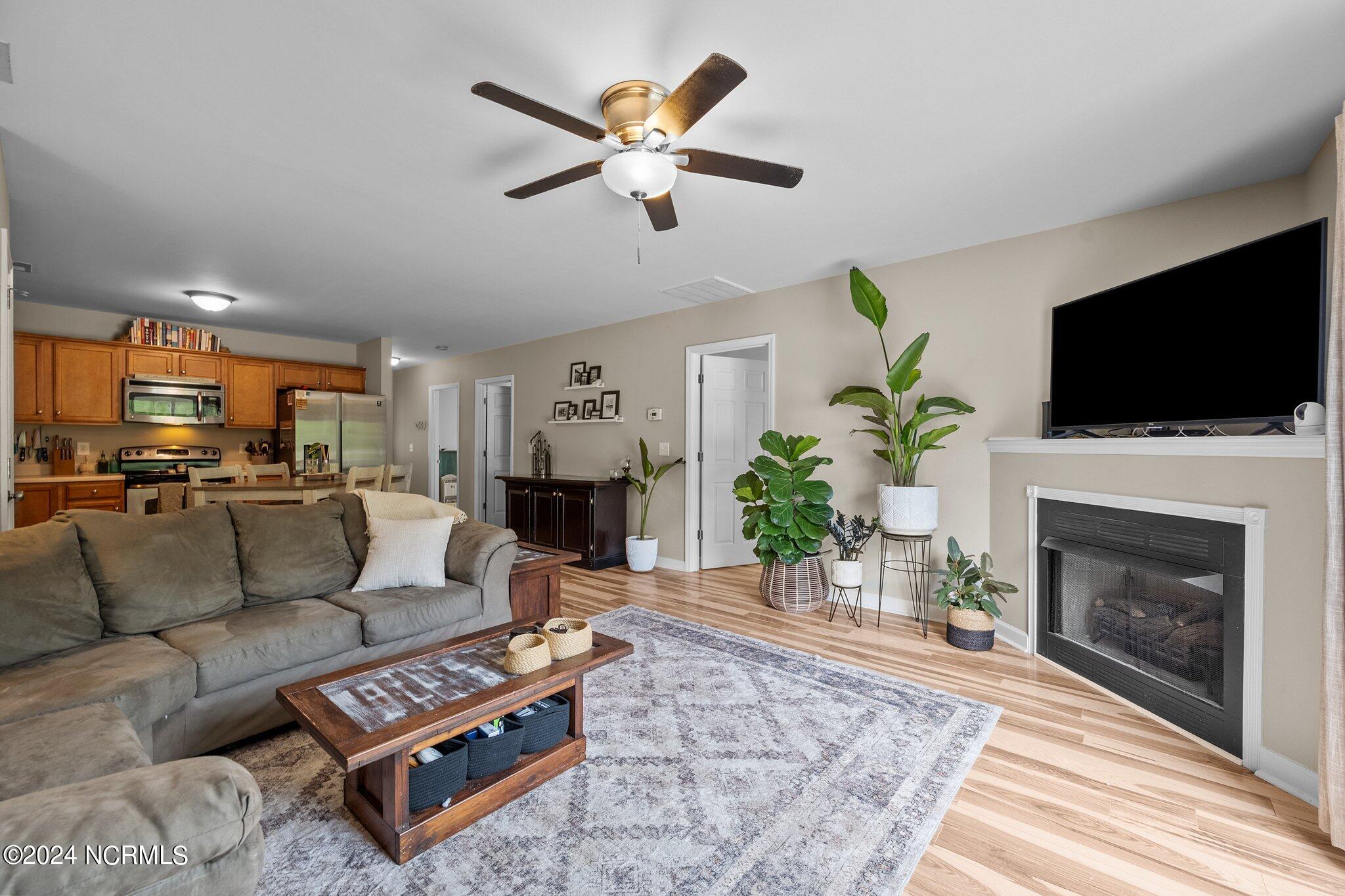 185 Pine Hollow Road