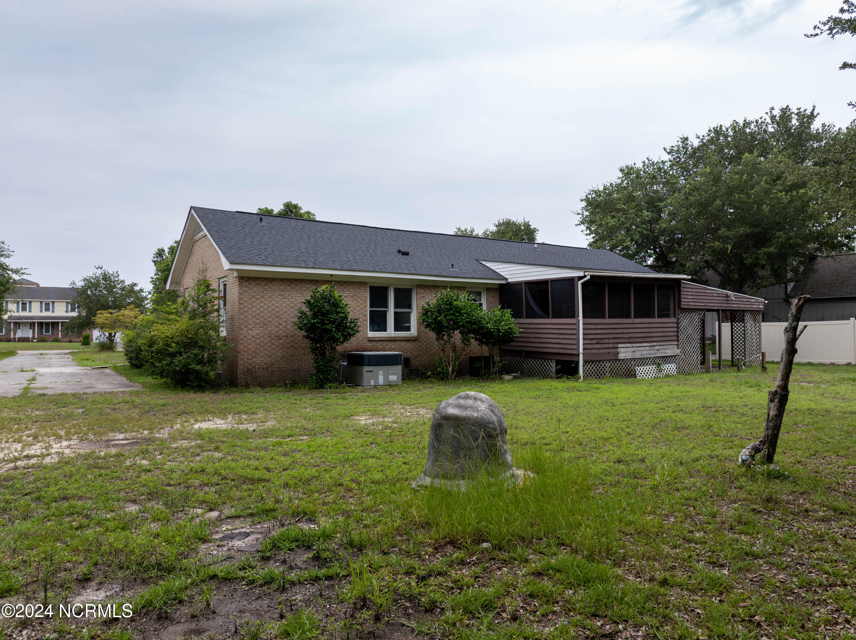 109 Inlet Court