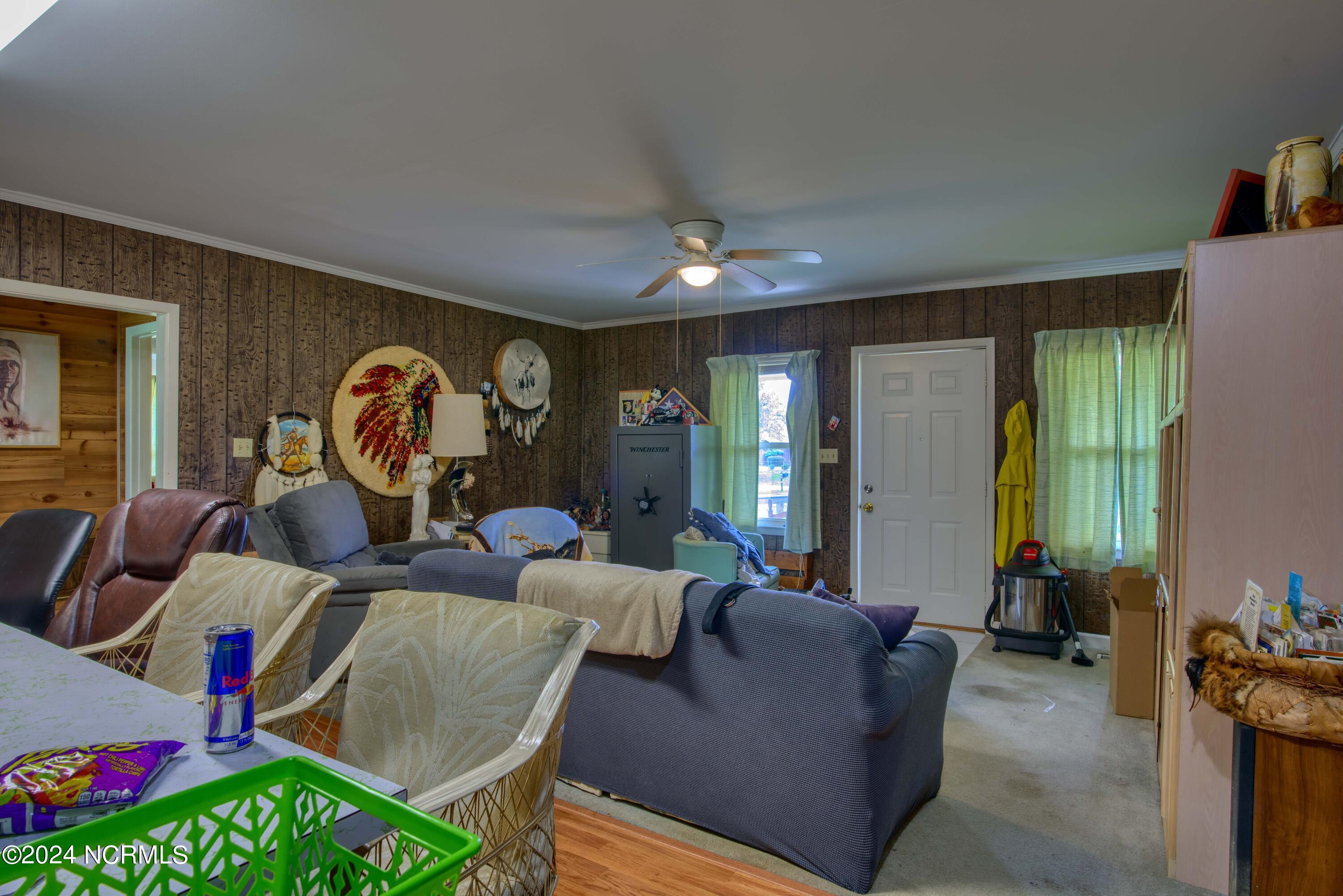 109 Inlet Court
