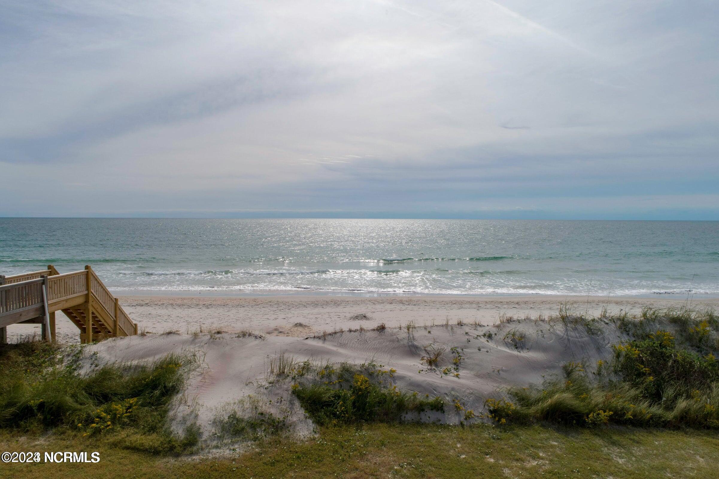 4234-4236 Island Drive