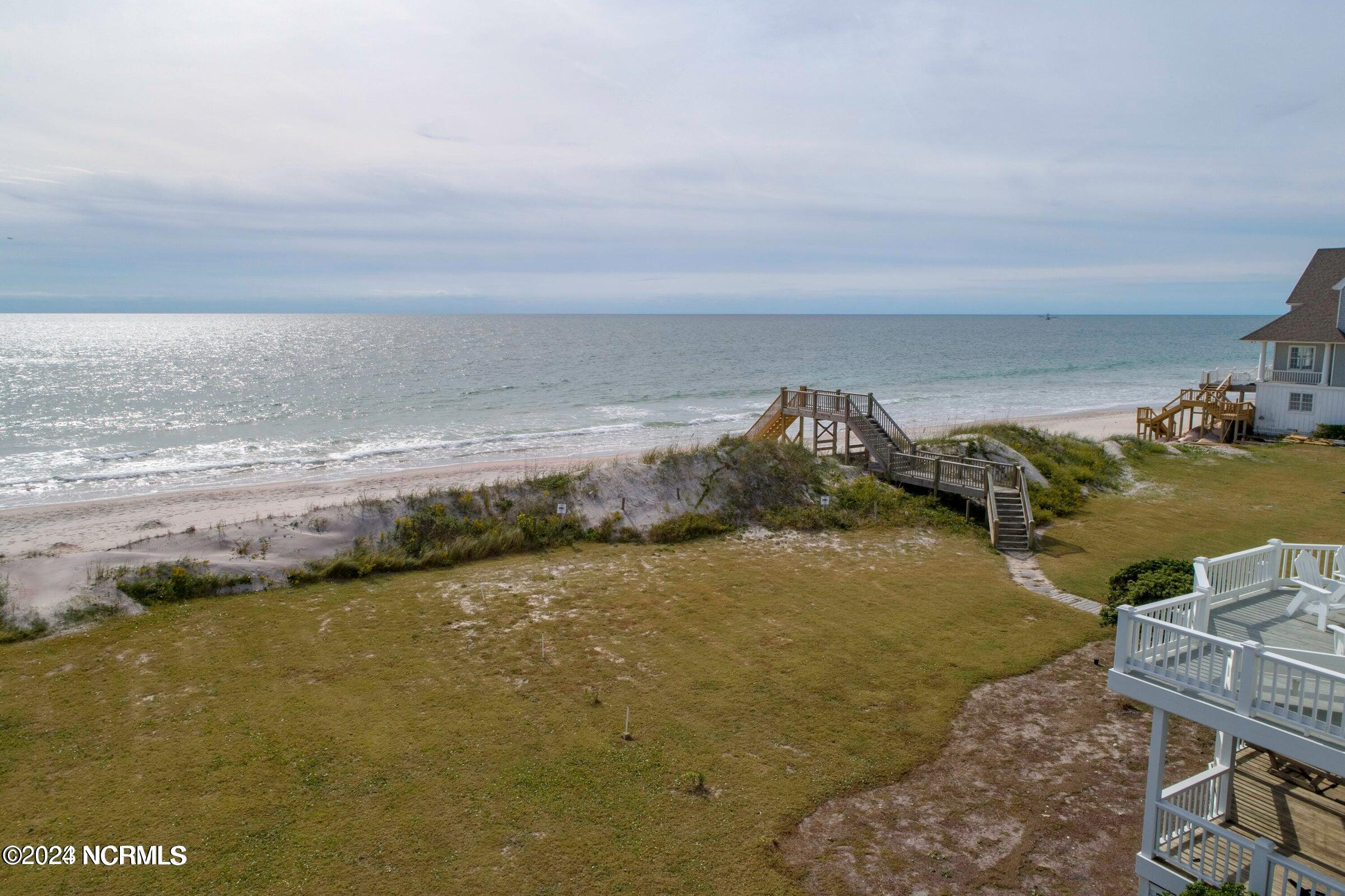 4234-4236 Island Drive