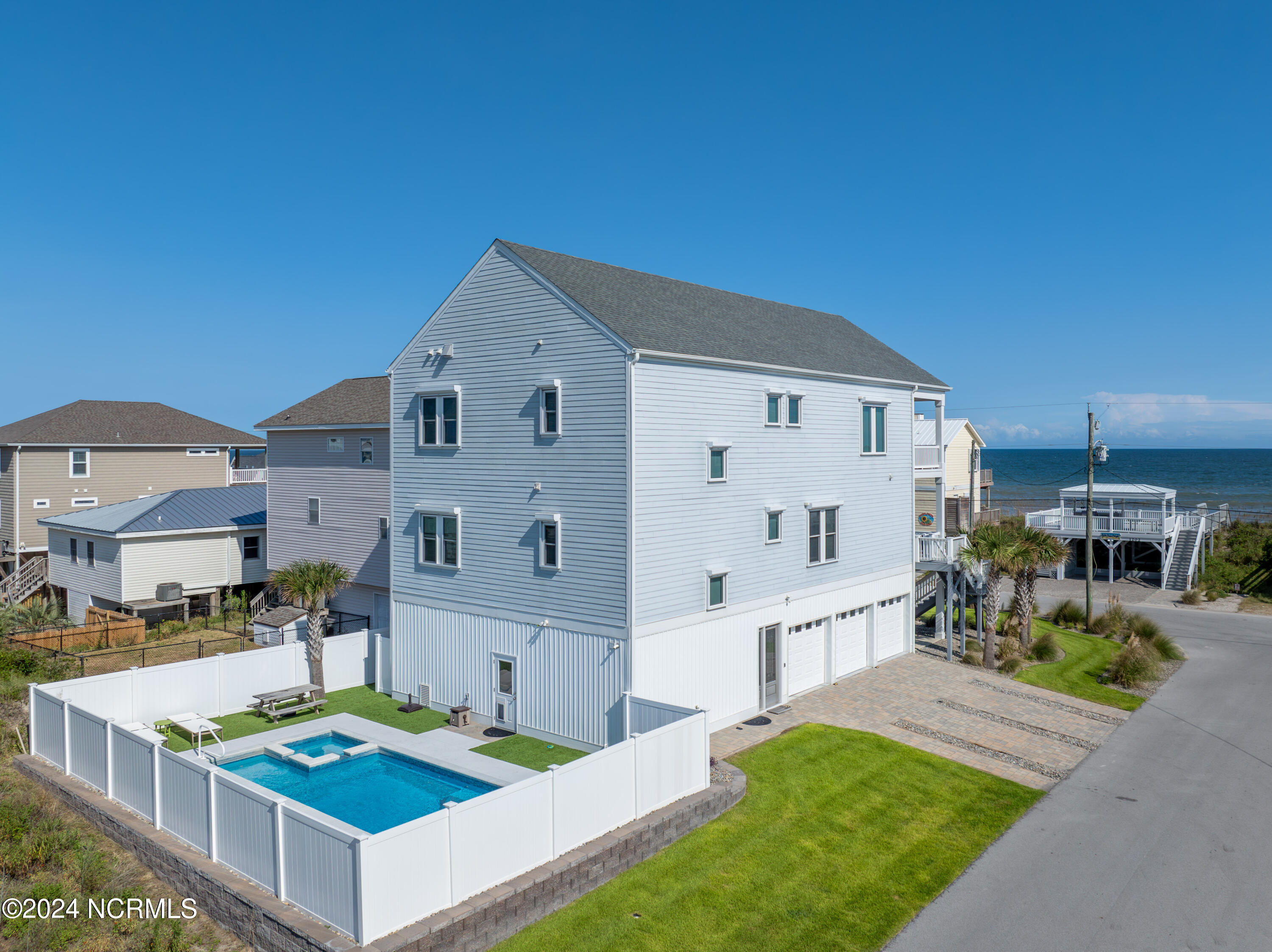1201 N Shore Drive