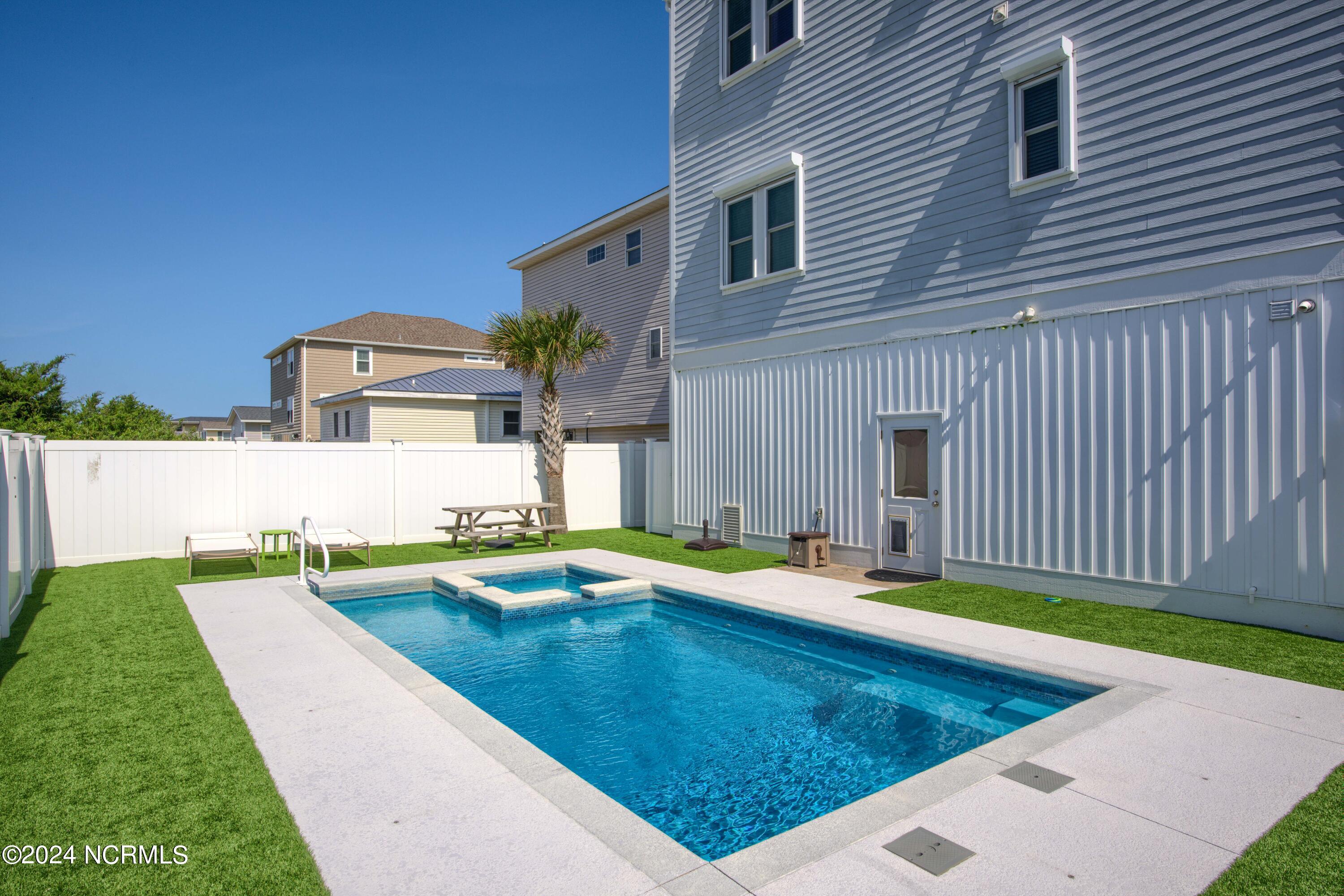 1201 N Shore Drive