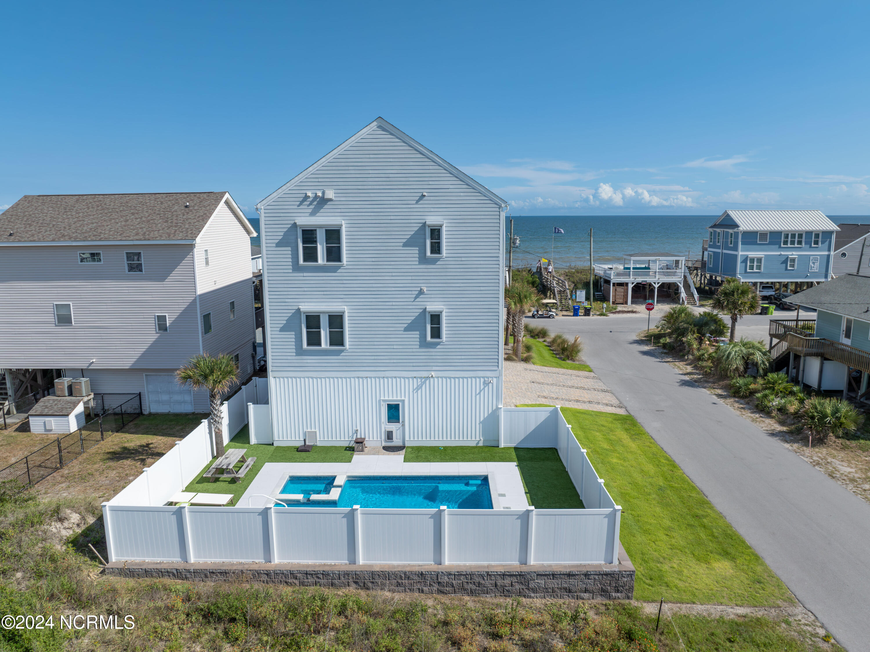 1201 N Shore Drive