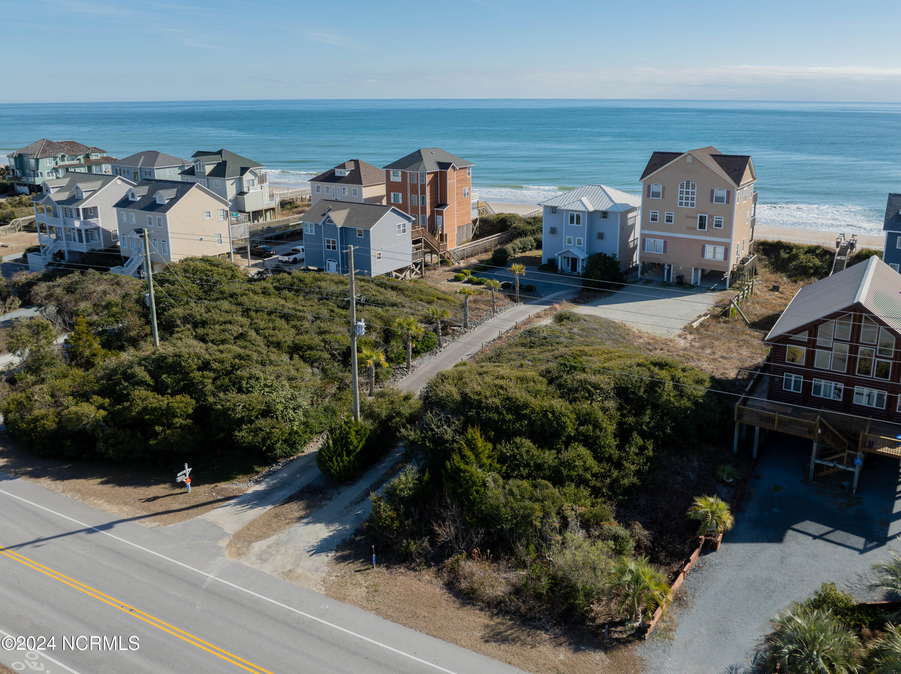 4462 Island Drive
