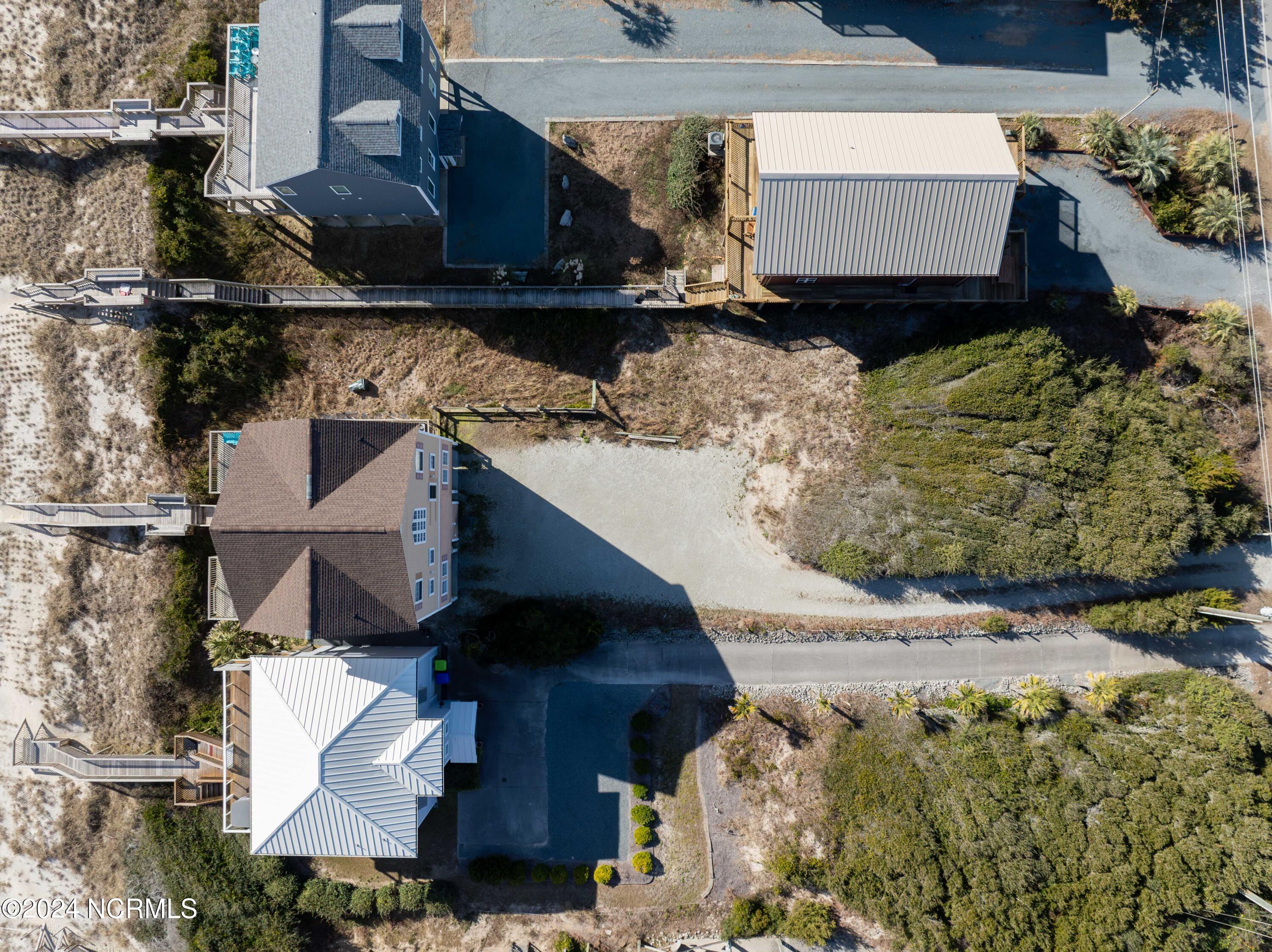 4462 Island Drive