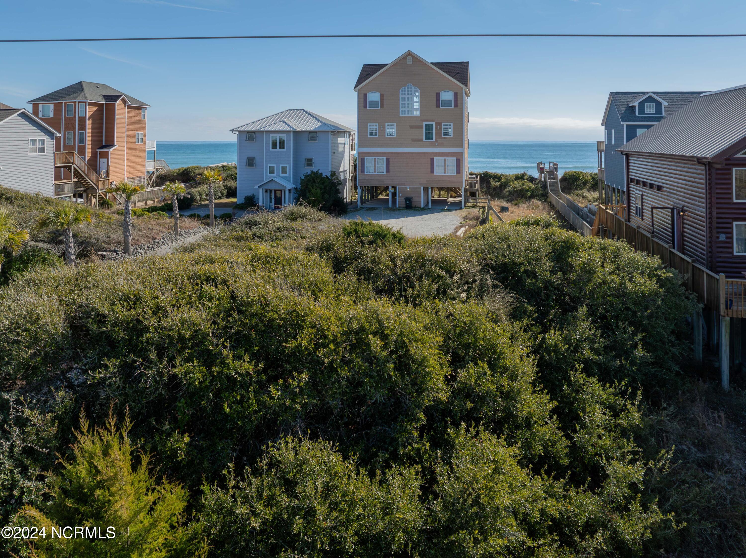 4462 Island Drive