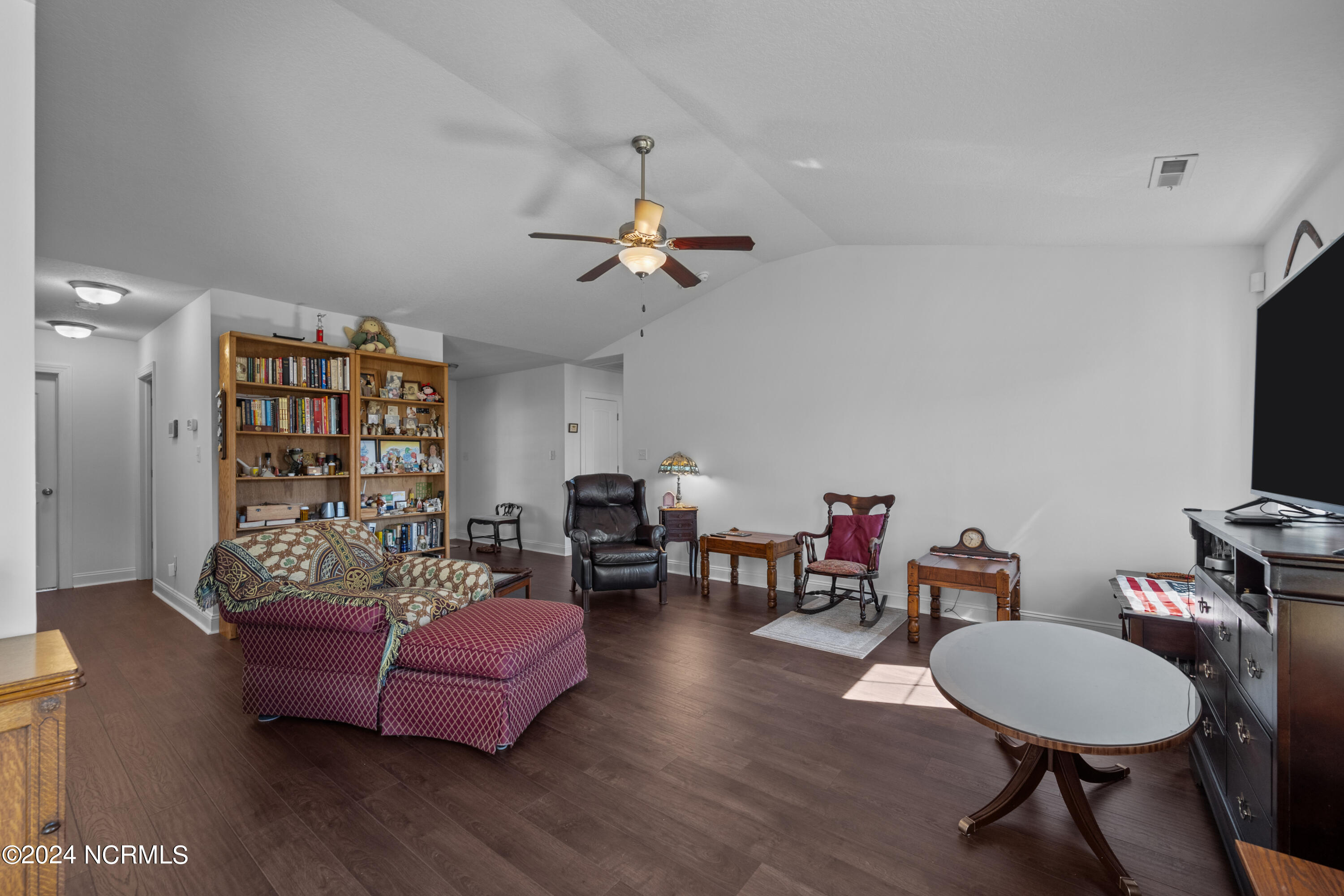 436 Worsley Way